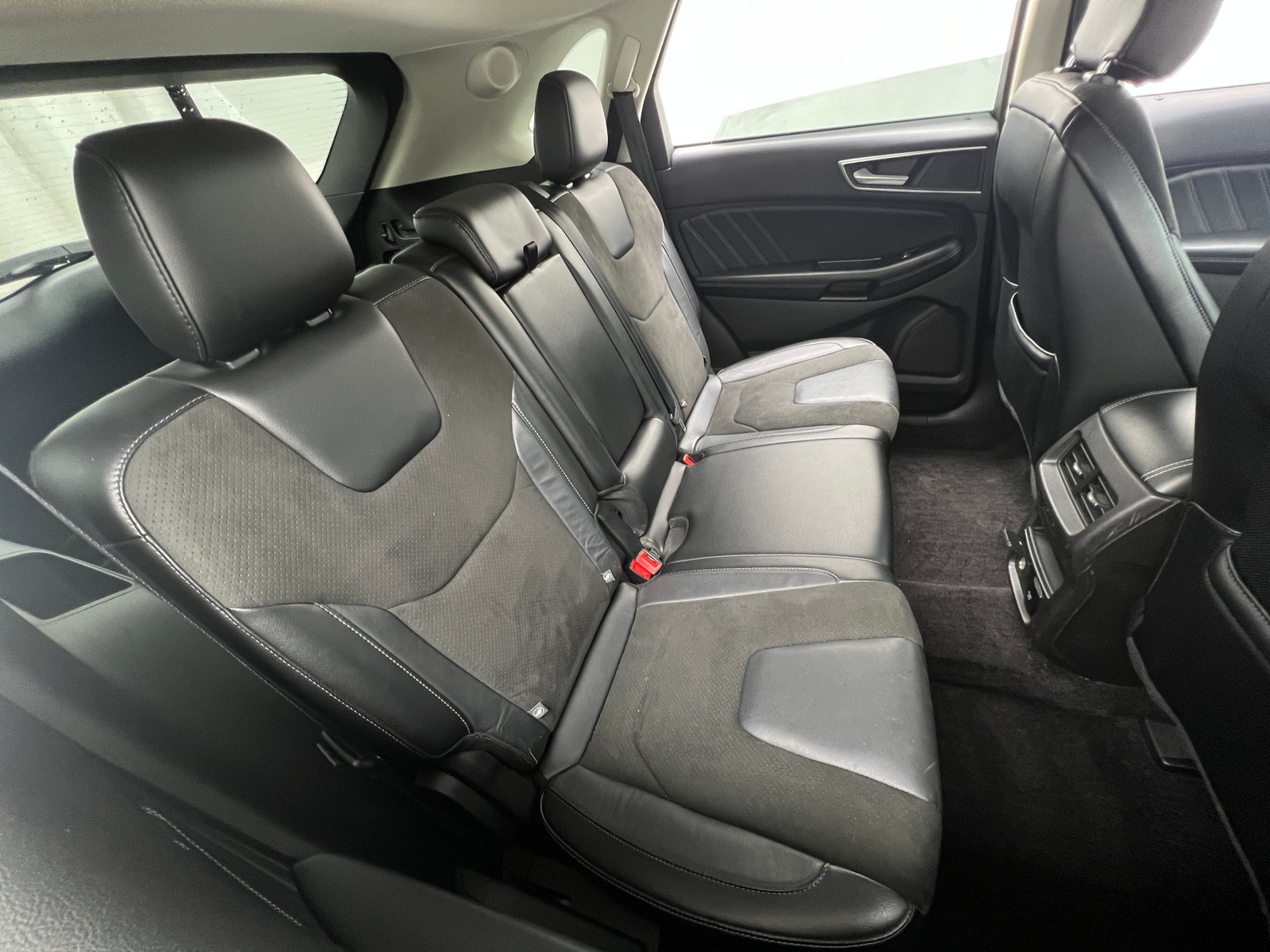 Thumbnail: 2015 Ford Edge - 5