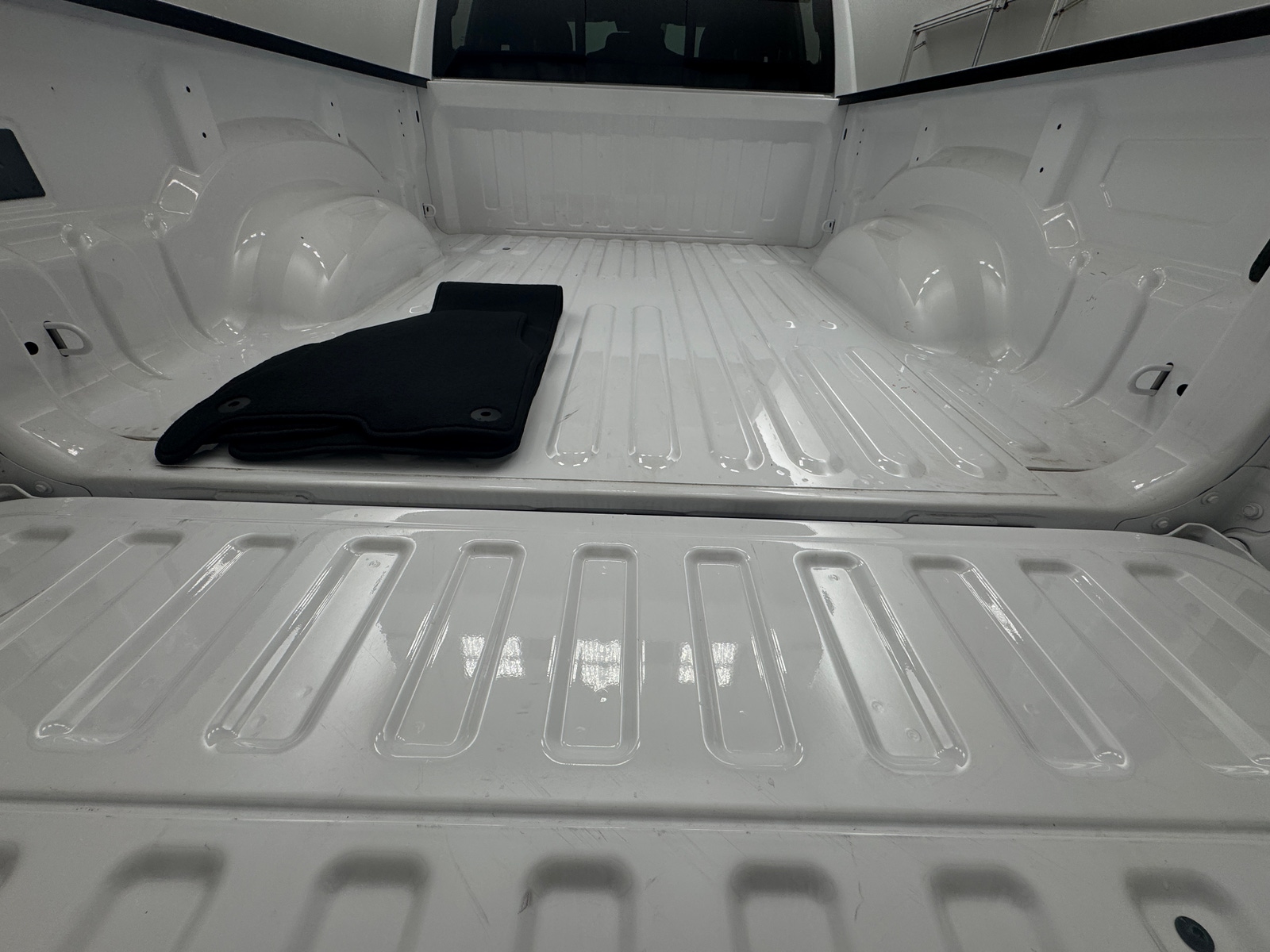 Thumbnail: 2025 RAM 1500 - 7