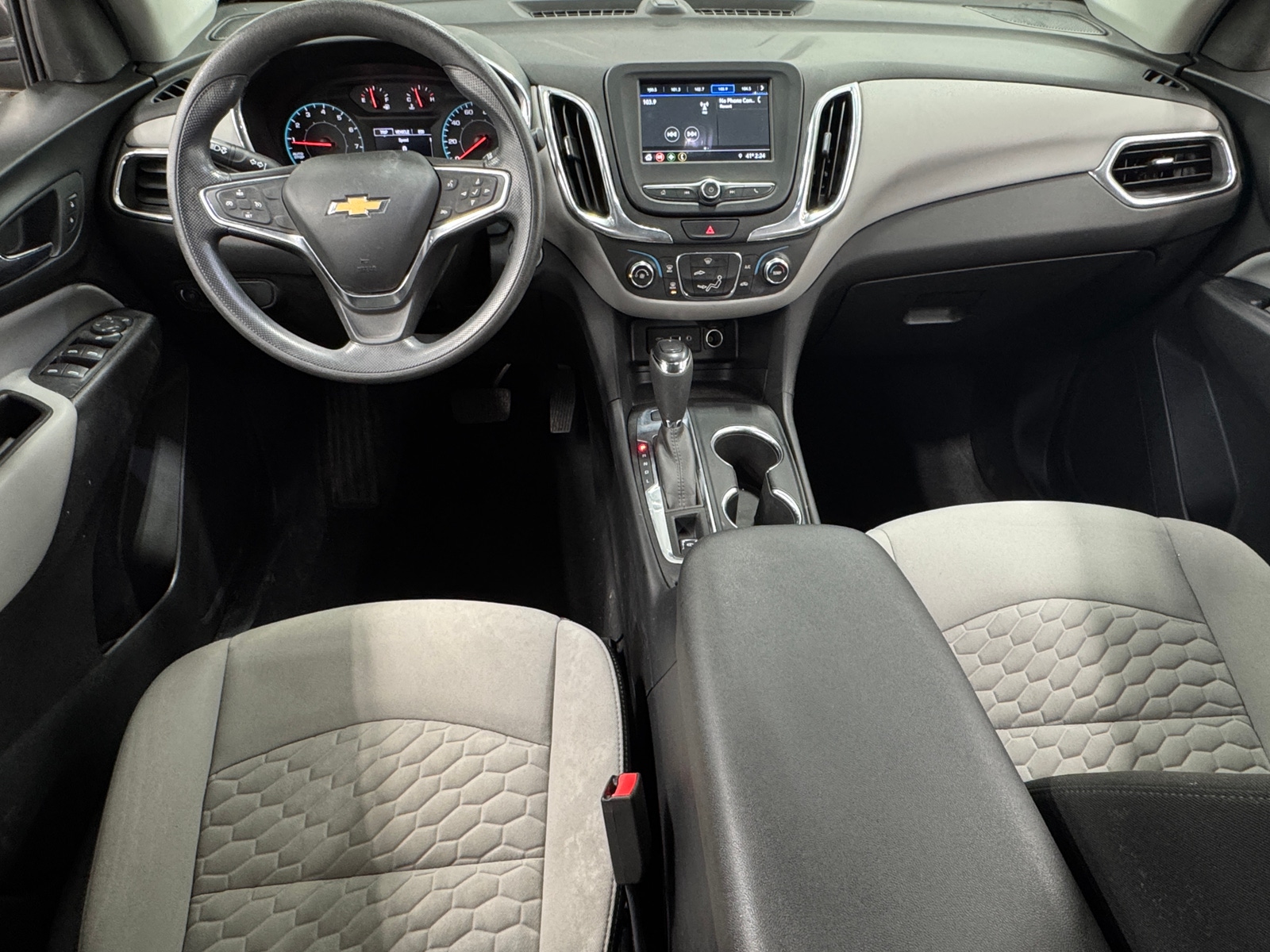 Thumbnail: 2019 Chevrolet Equinox - 3