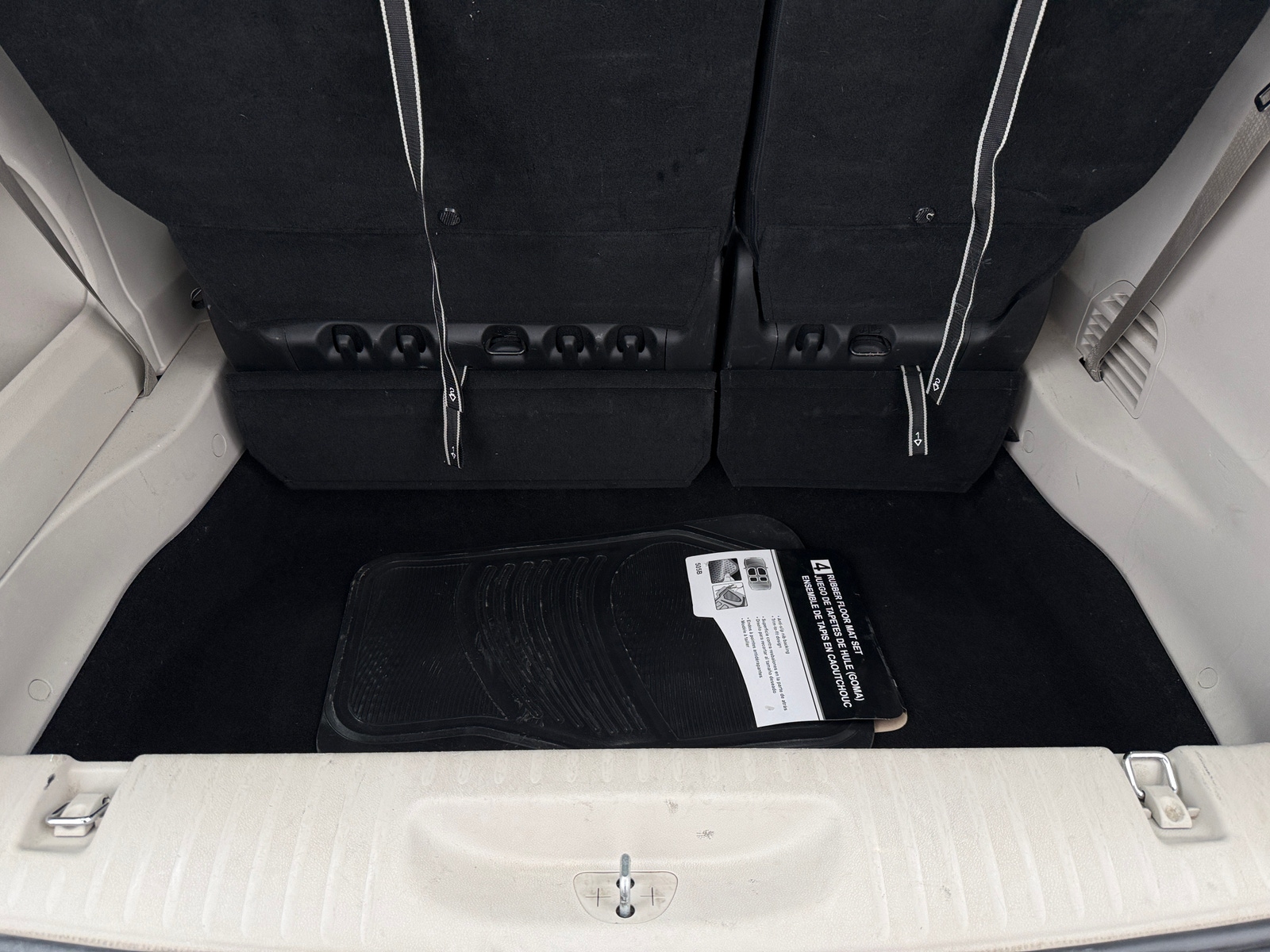 Thumbnail: 2023 Chrysler Pacifica - 6