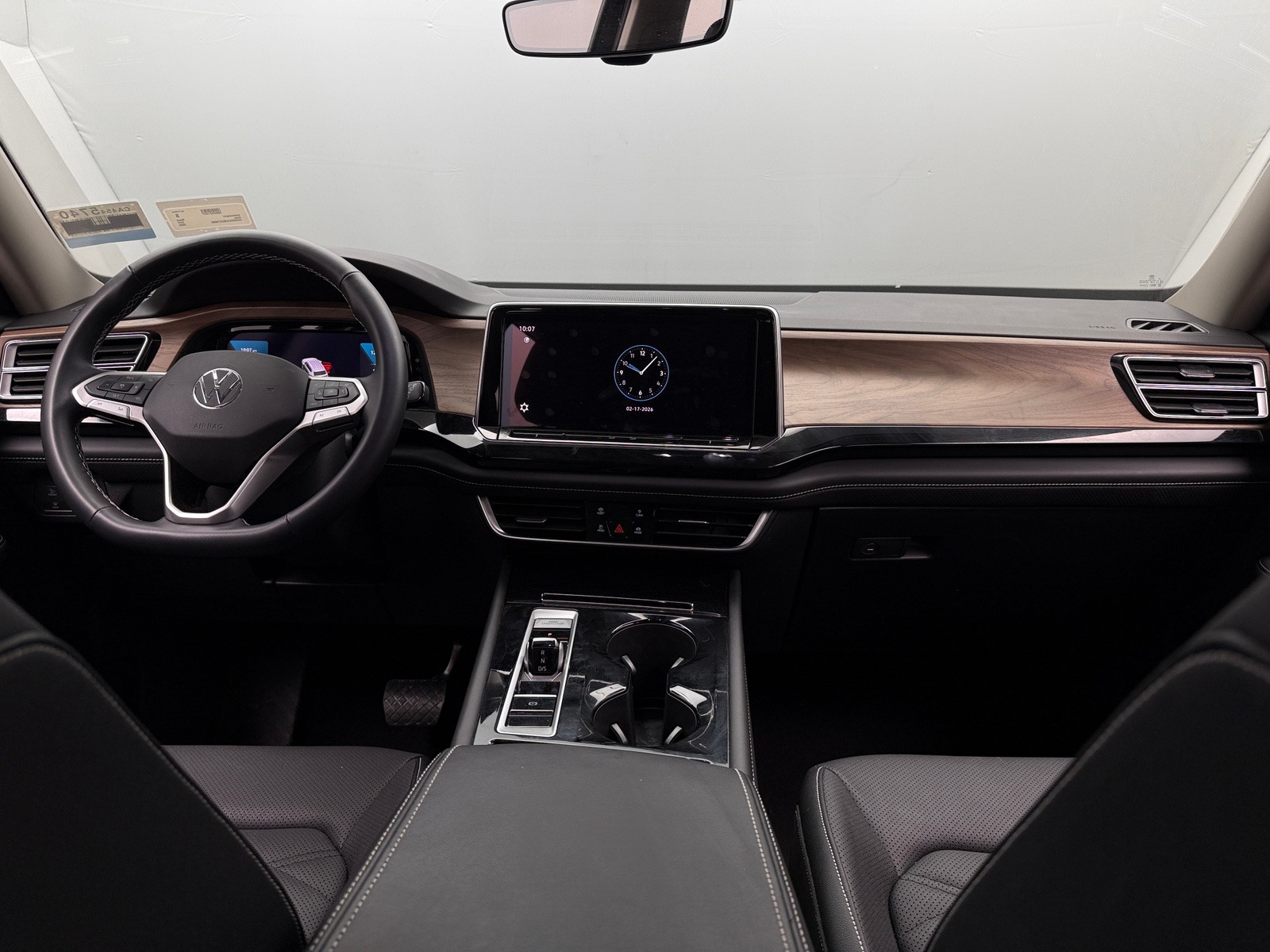 Thumbnail: 2025 Volkswagen Atlas - 2