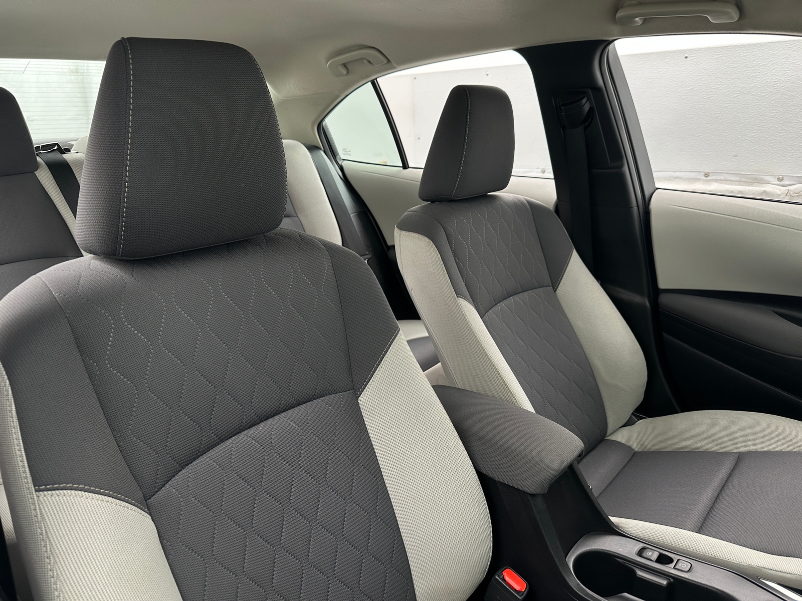 Thumbnail: 2025 Toyota Corolla - 2