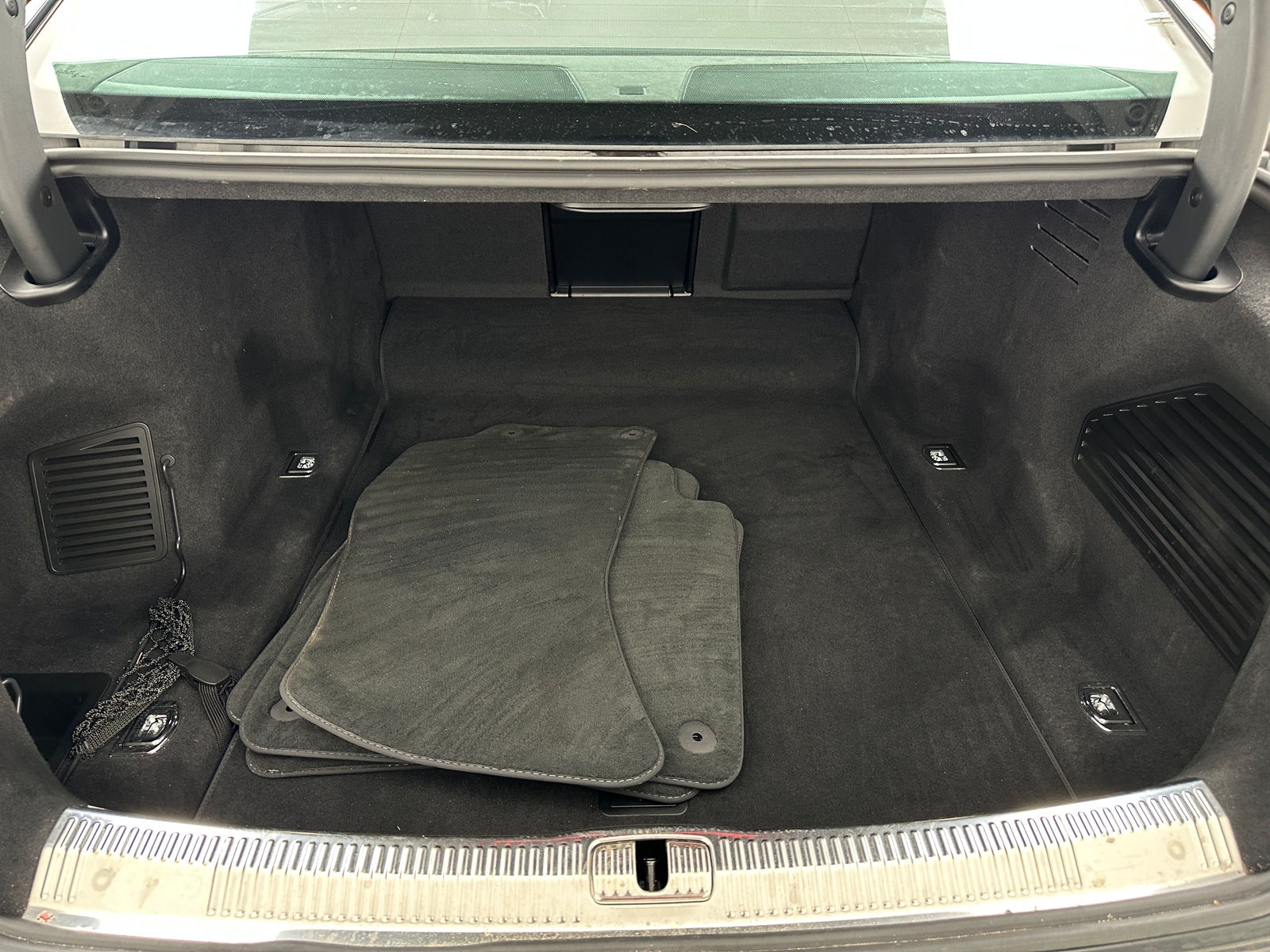 Thumbnail: 2019 Audi A8 - 6