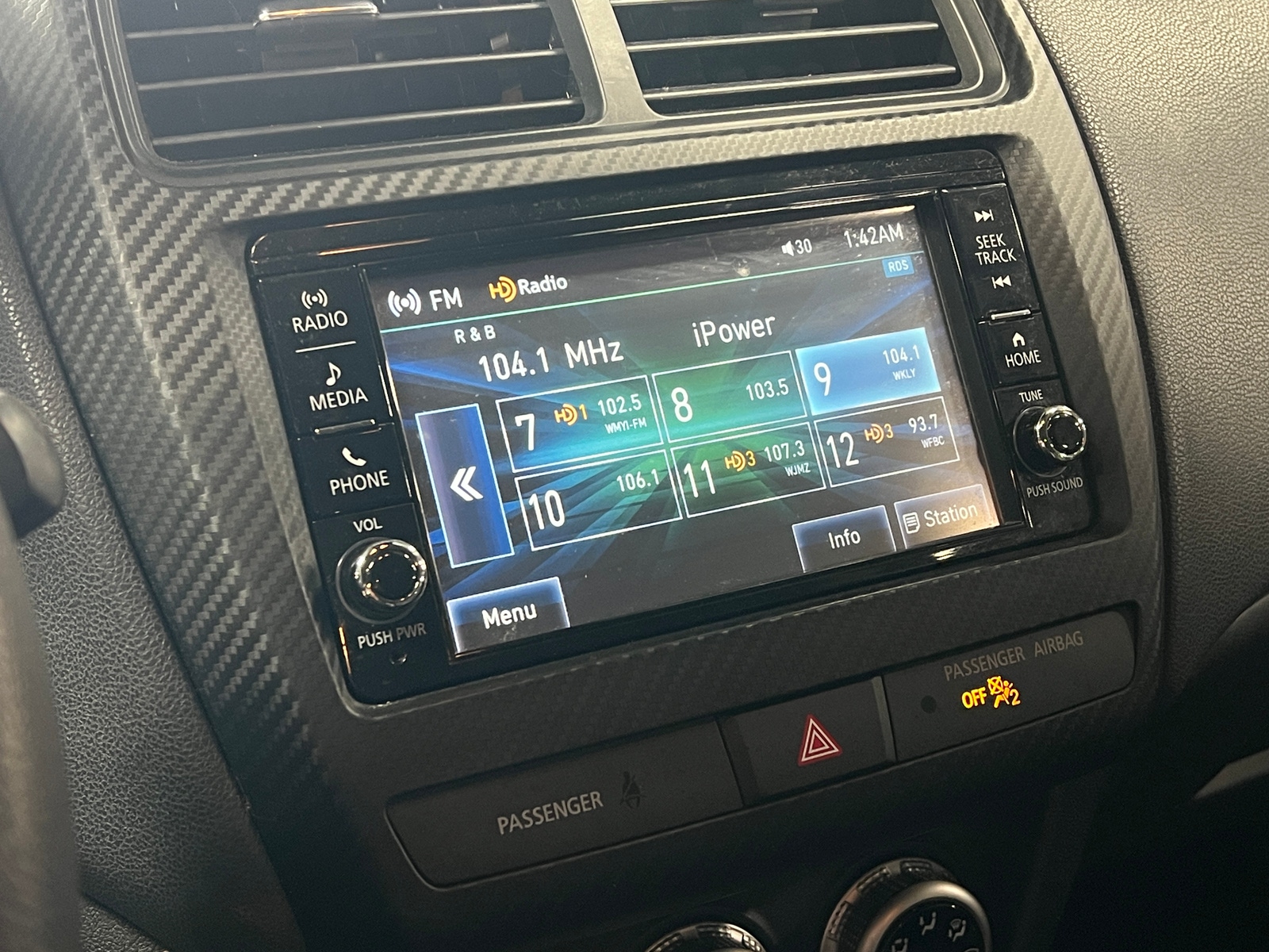 Thumbnail: 2022 Mitsubishi Outlander Sport - 4