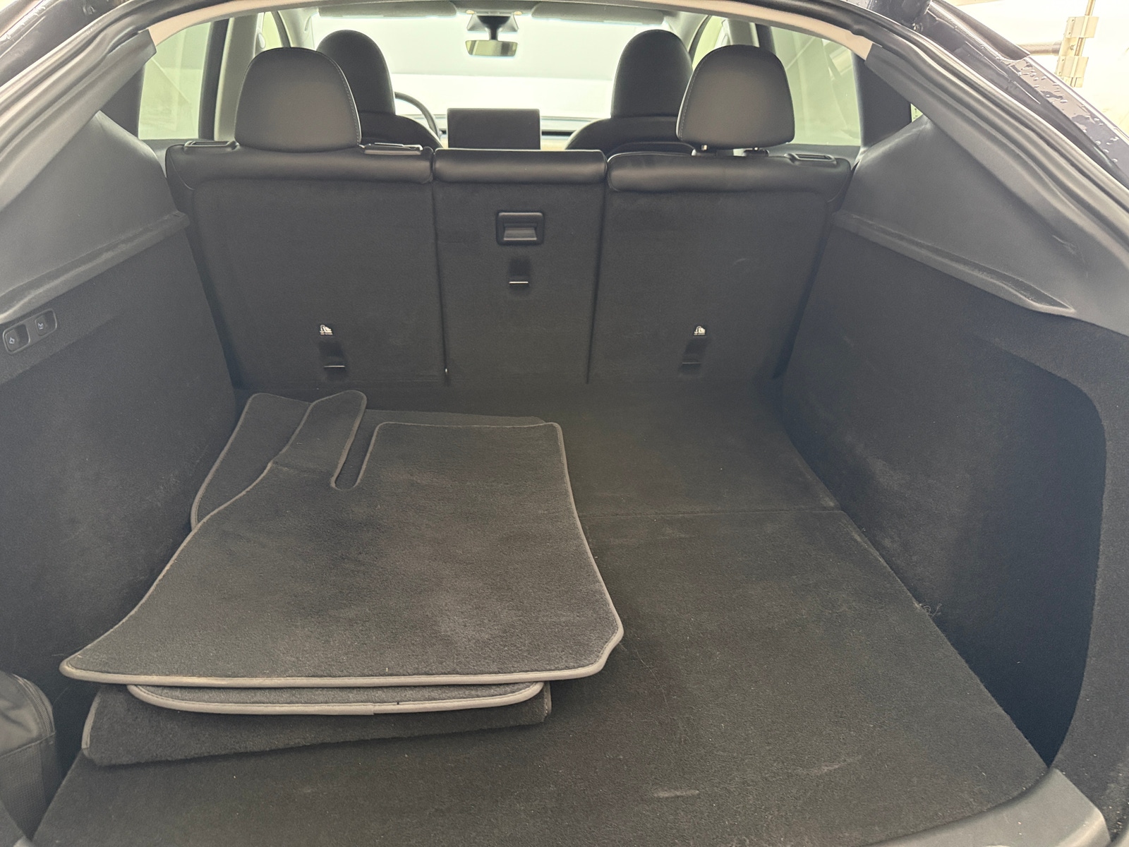 Thumbnail: 2023 Tesla Model Y - 6