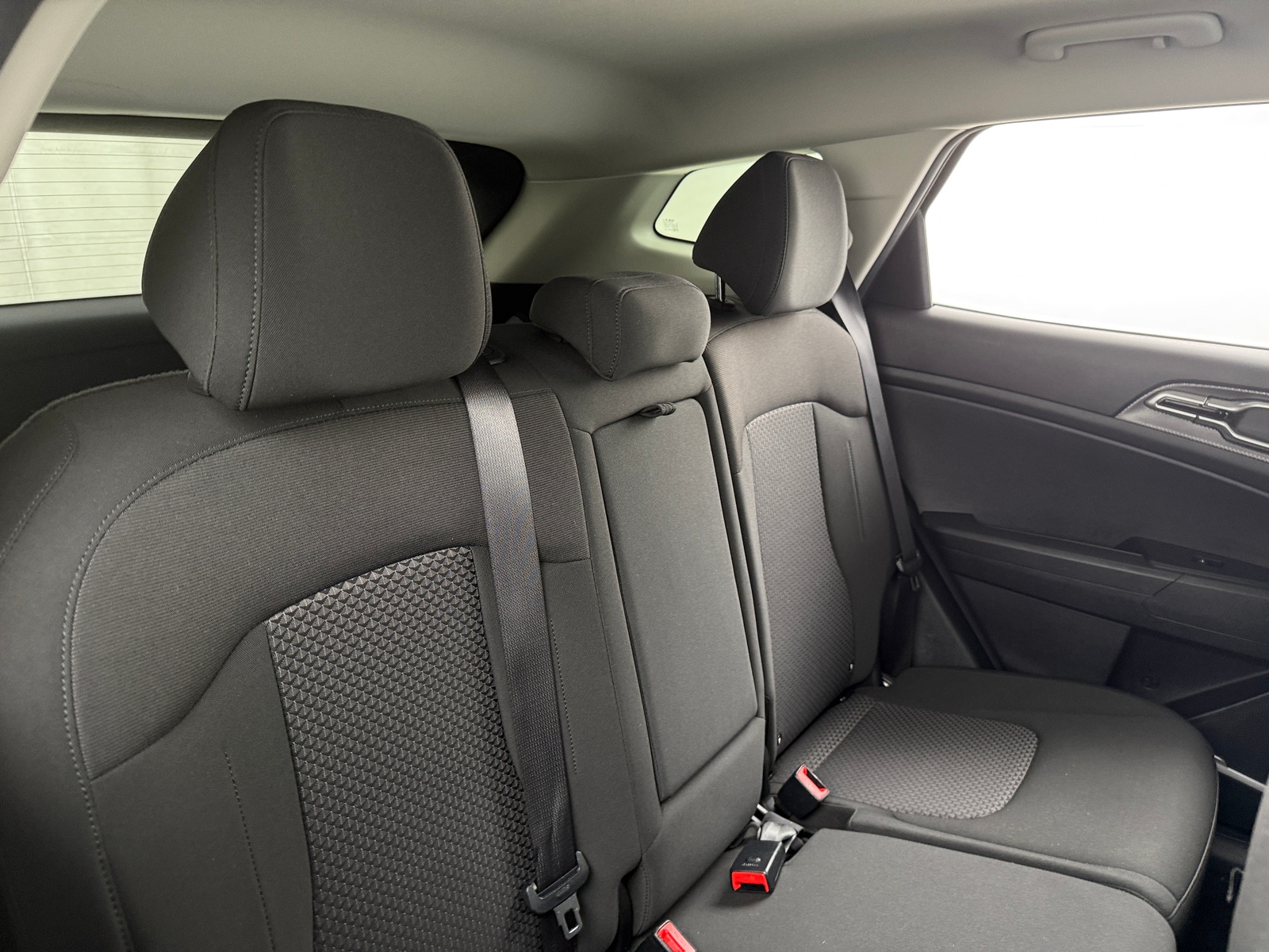 Thumbnail: 2024 Kia Sportage - 6