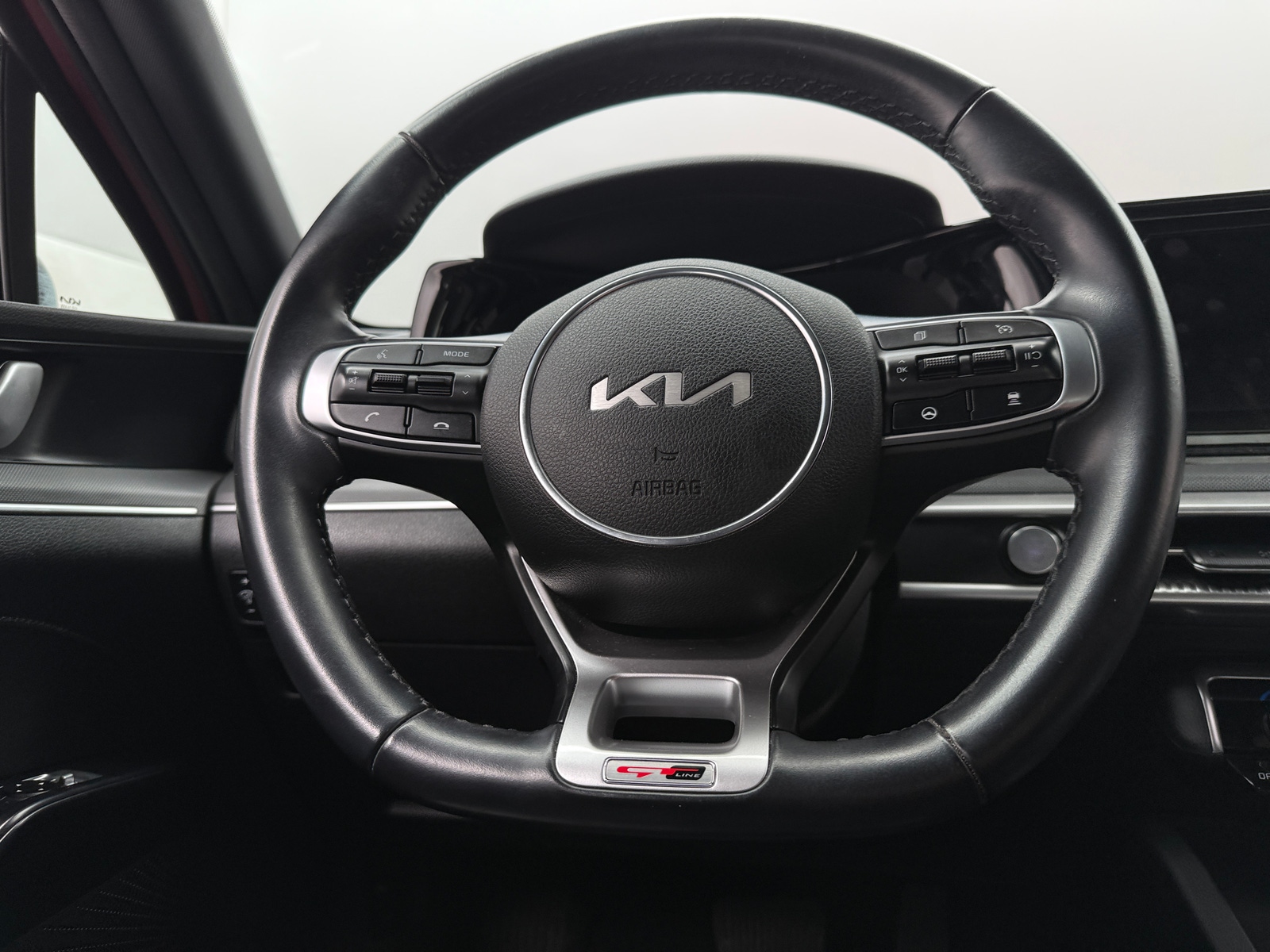 Thumbnail: 2022 Kia K5 - 5