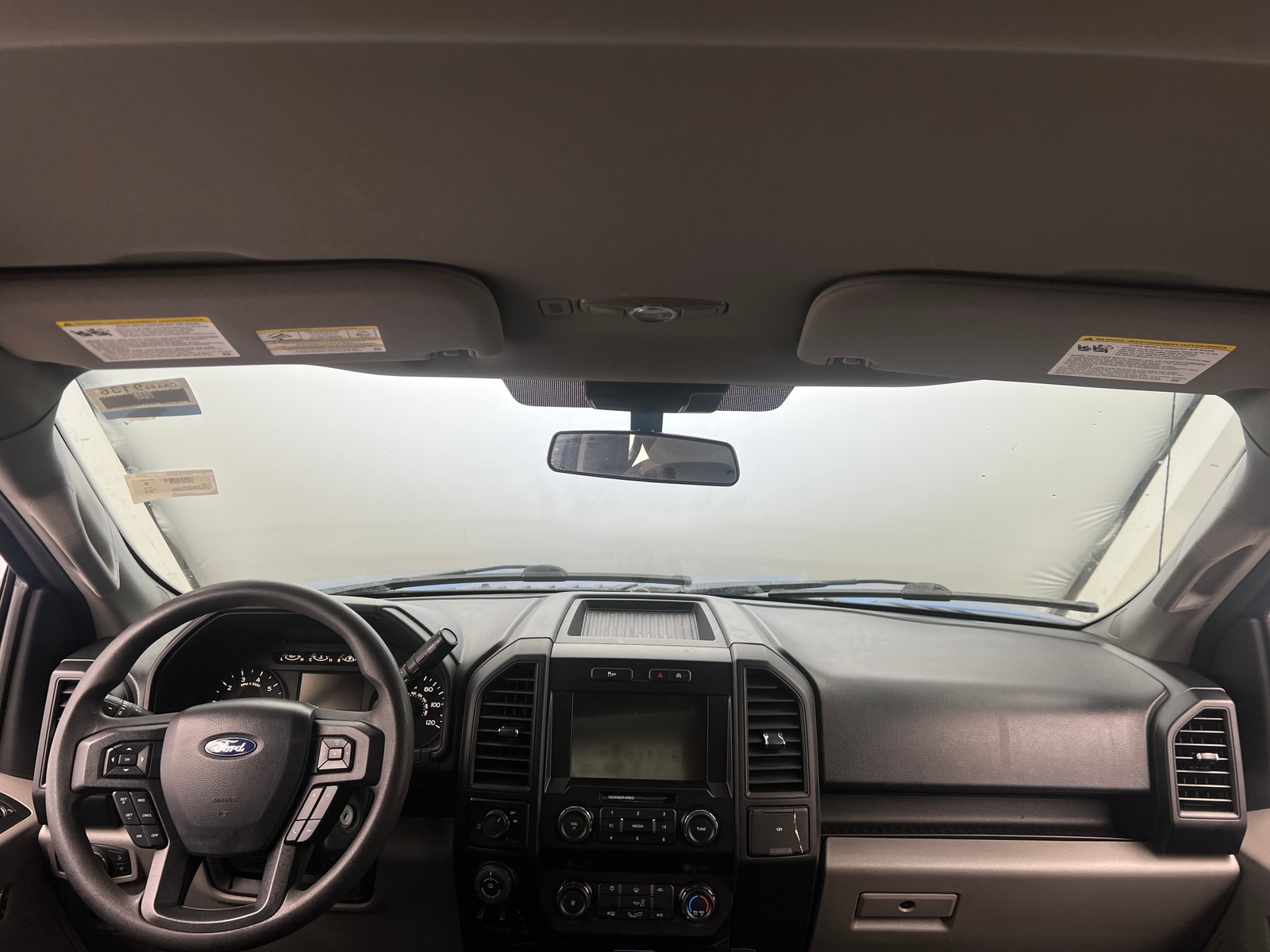 Thumbnail: 2019 Ford Econoline - 3