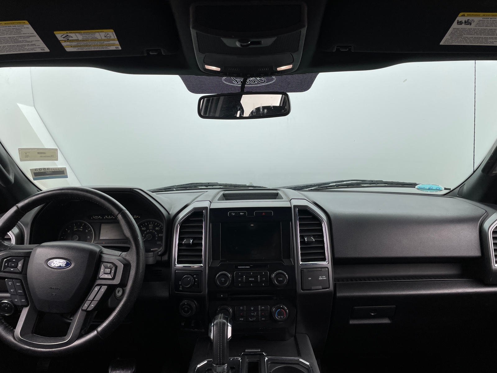 Thumbnail: 2016 Ford Econoline - 3