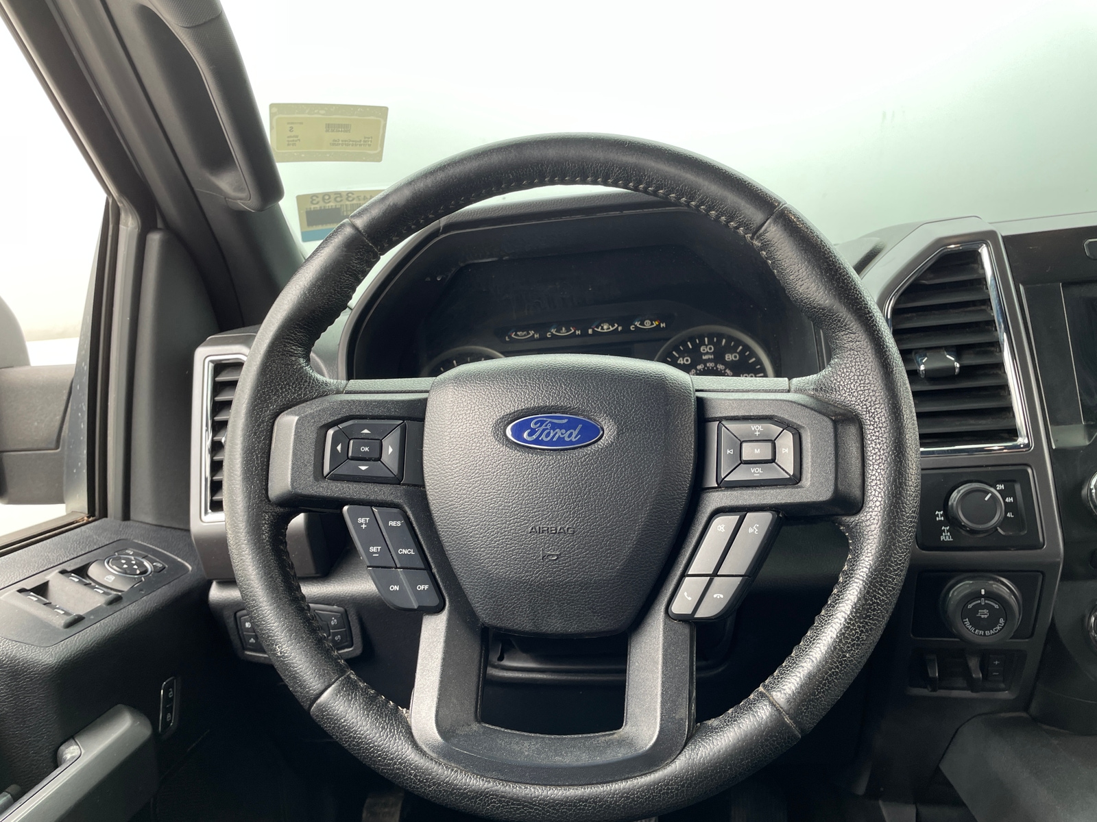 Thumbnail: 2016 Ford Econoline - 5