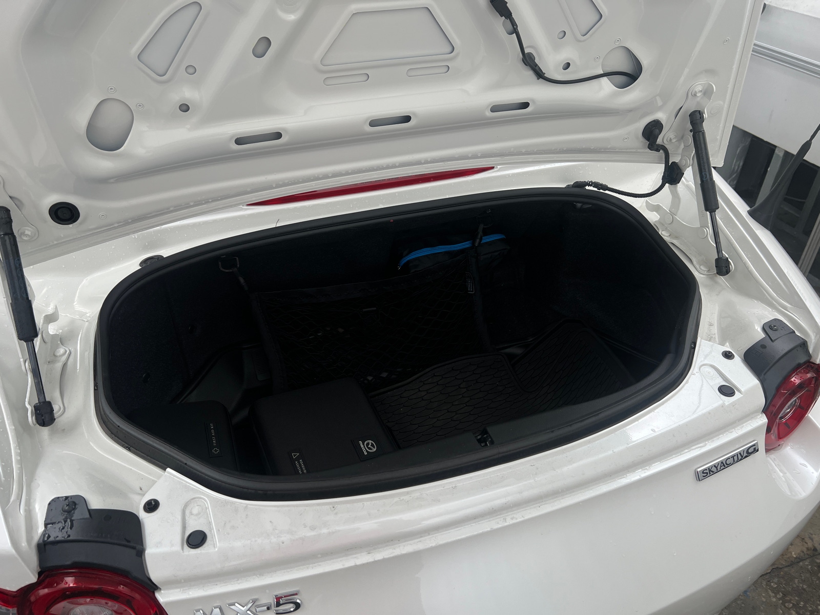 Thumbnail: 2025 Mazda MX-5 Miata - 5