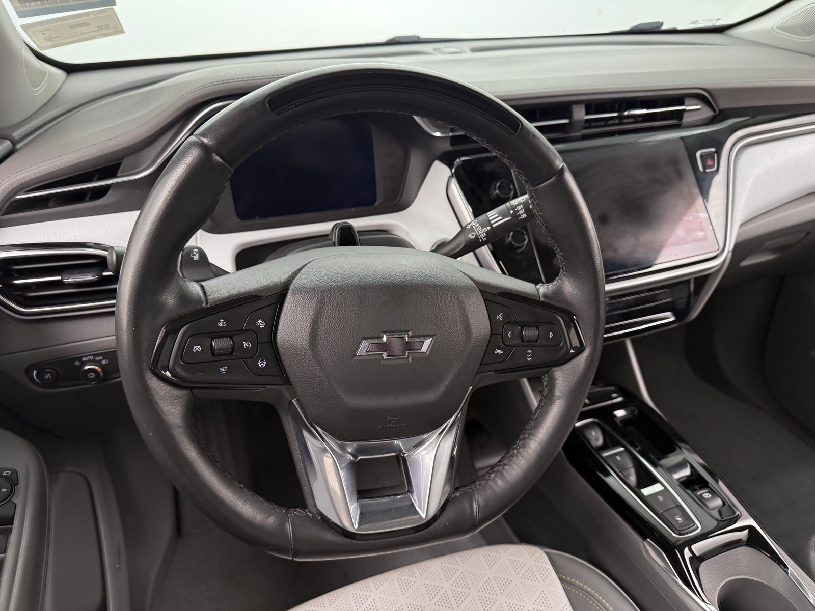 Thumbnail: 2023 Chevrolet Bolt EUV - 5