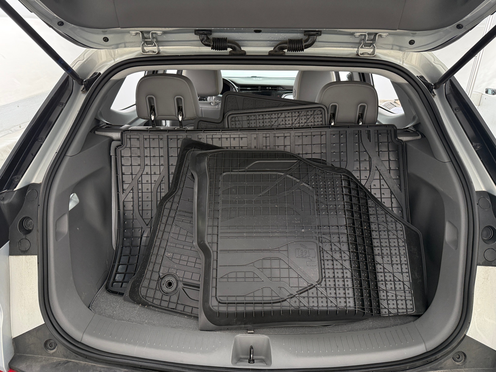 Thumbnail: 2023 Chevrolet Bolt EUV - 7