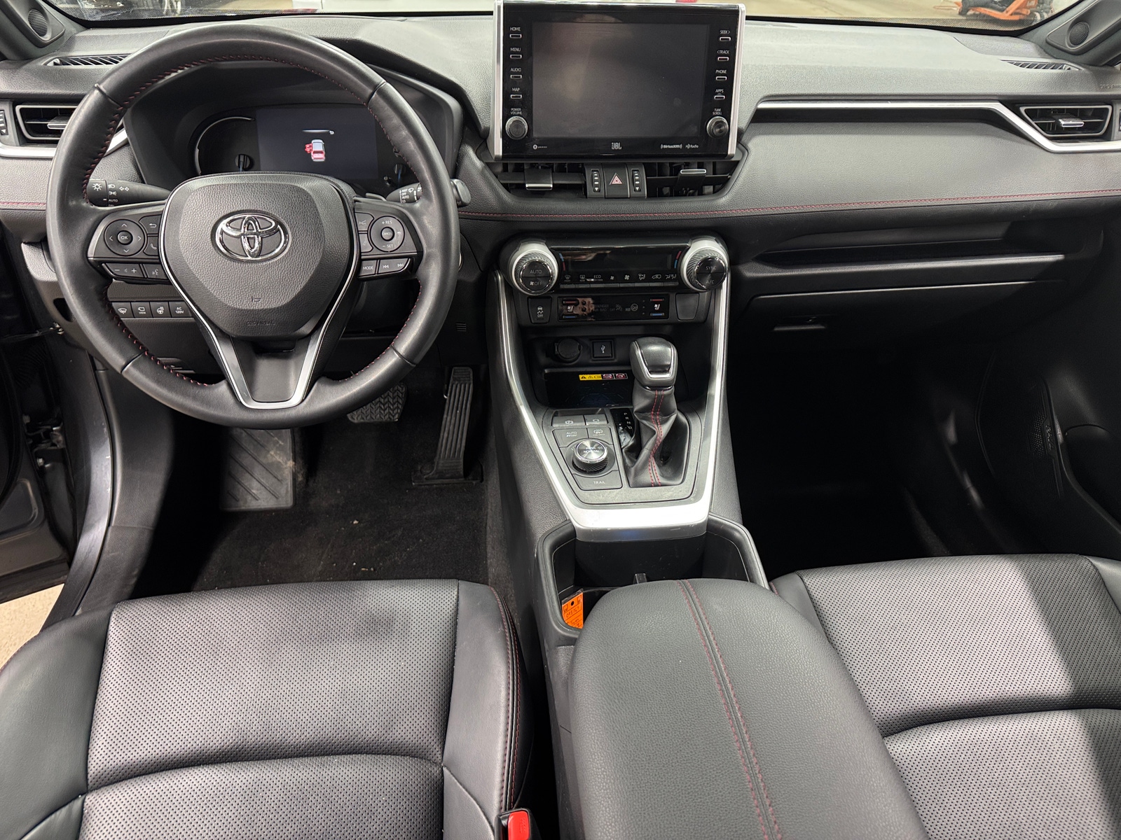 Thumbnail: 2022 Toyota RAV4 - 2