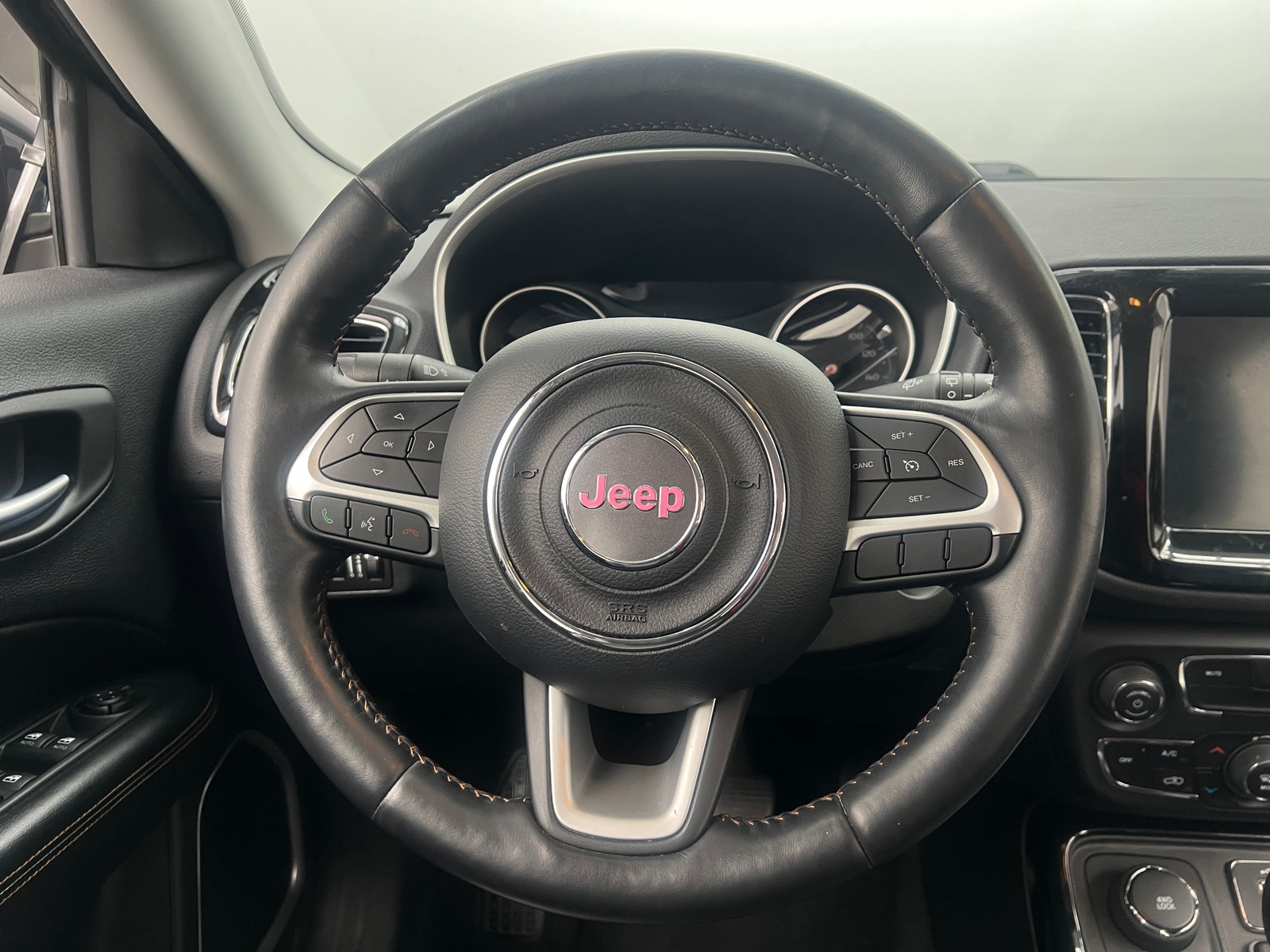 Thumbnail: 2018 Jeep Compass - 4