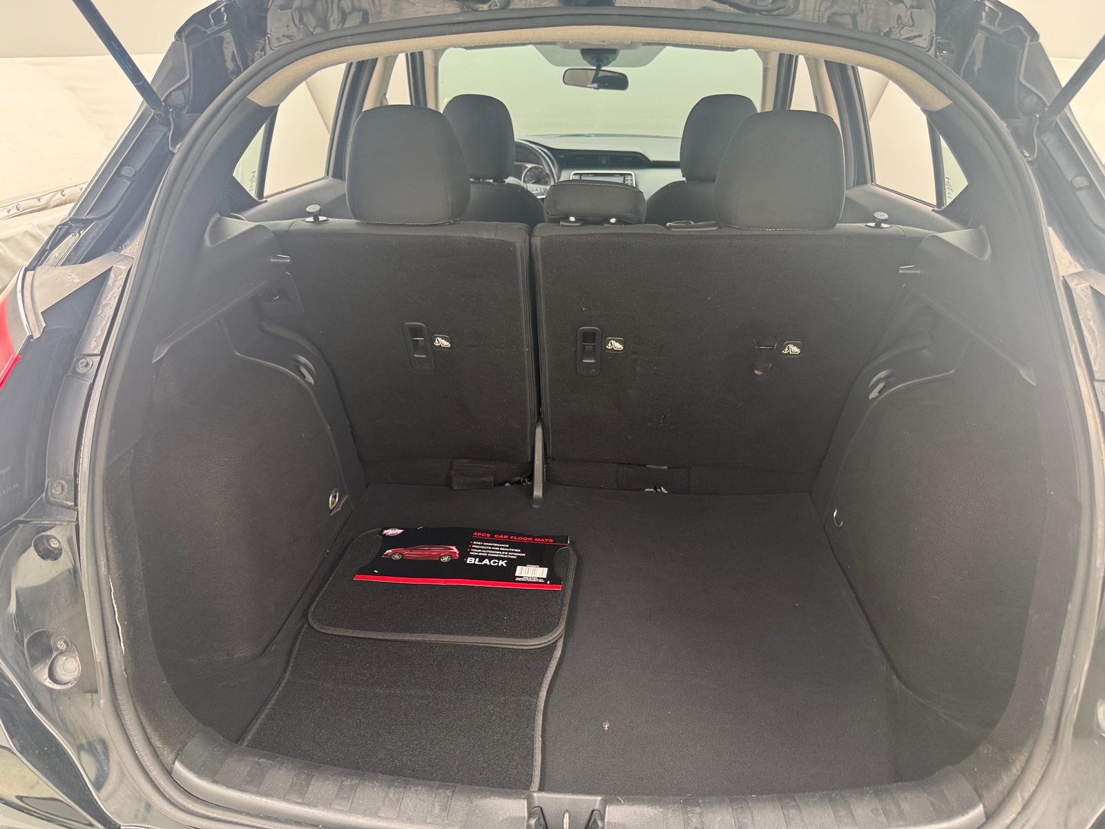 Thumbnail: 2021 Nissan Kicks - 7