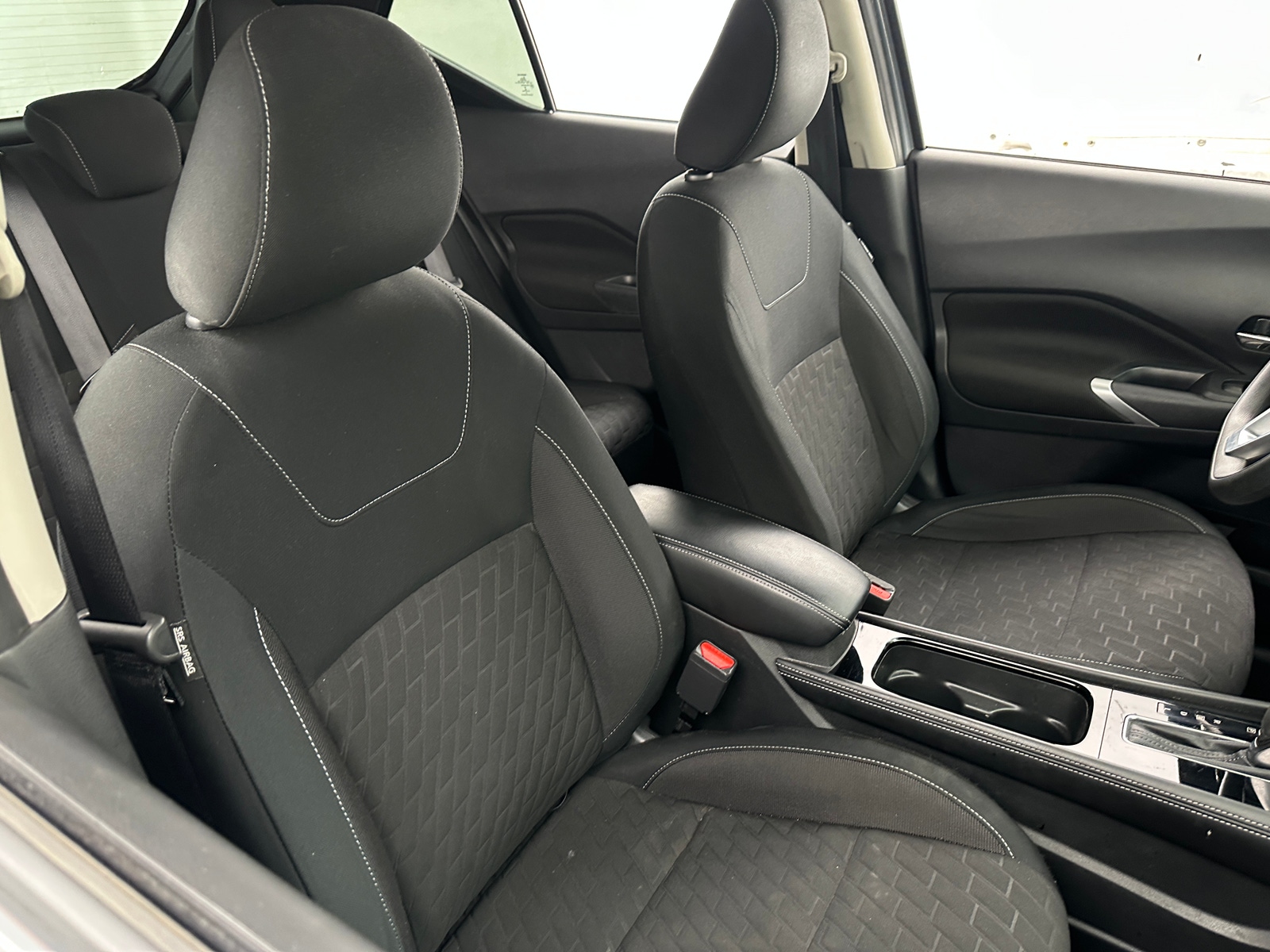 Thumbnail: 2023 Nissan Kicks - 2