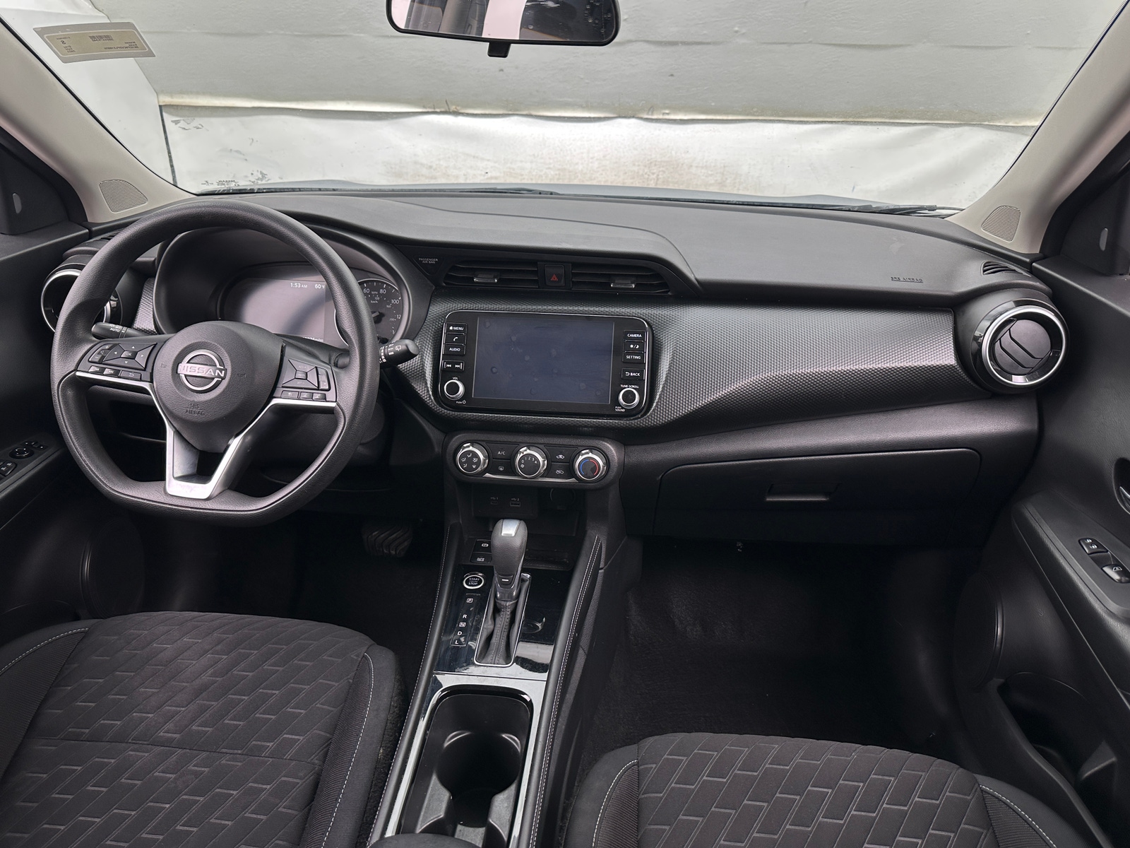 Thumbnail: 2023 Nissan Kicks - 3