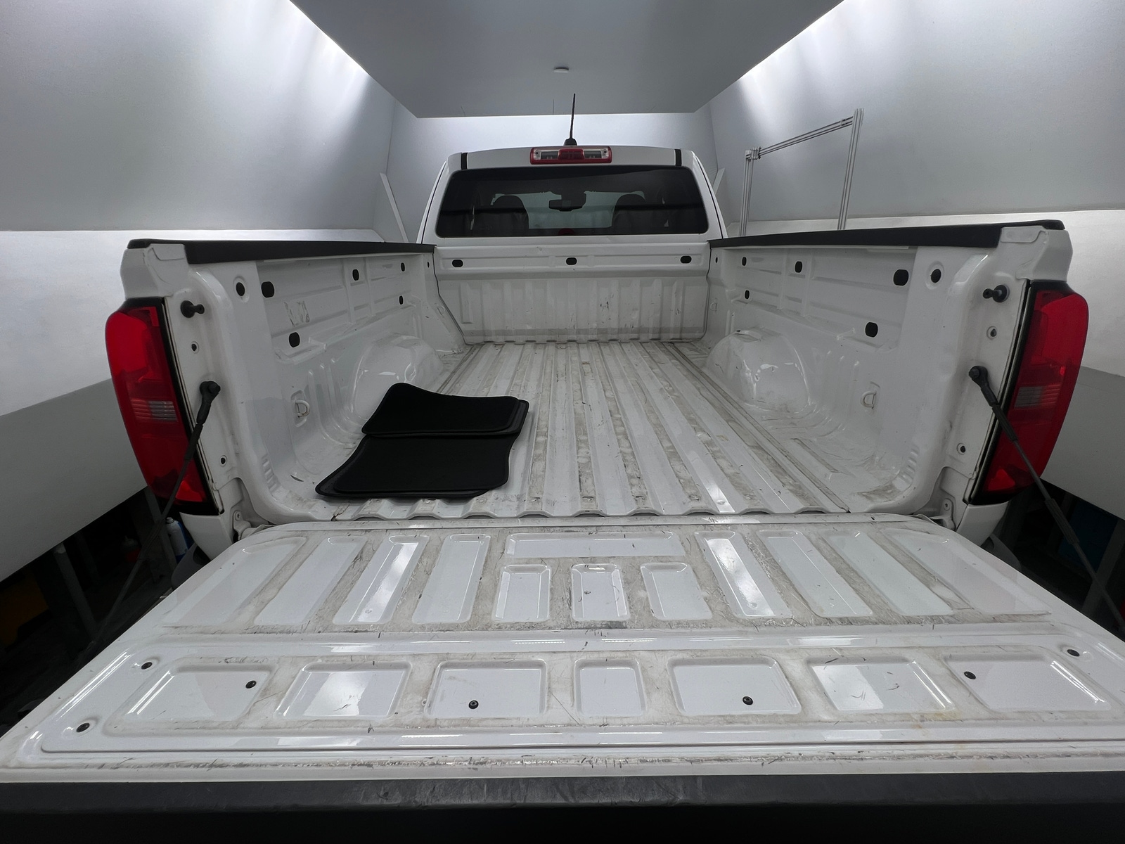 Thumbnail: 2021 Chevrolet Colorado - 7