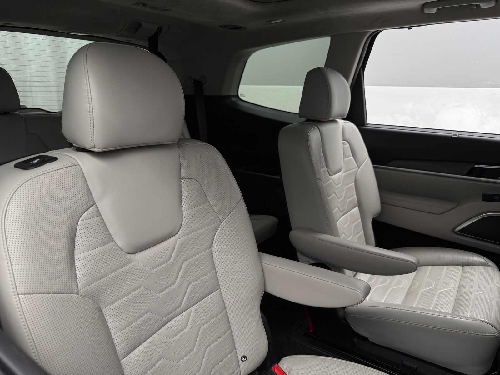 Thumbnail: 2022 Kia Telluride - 5