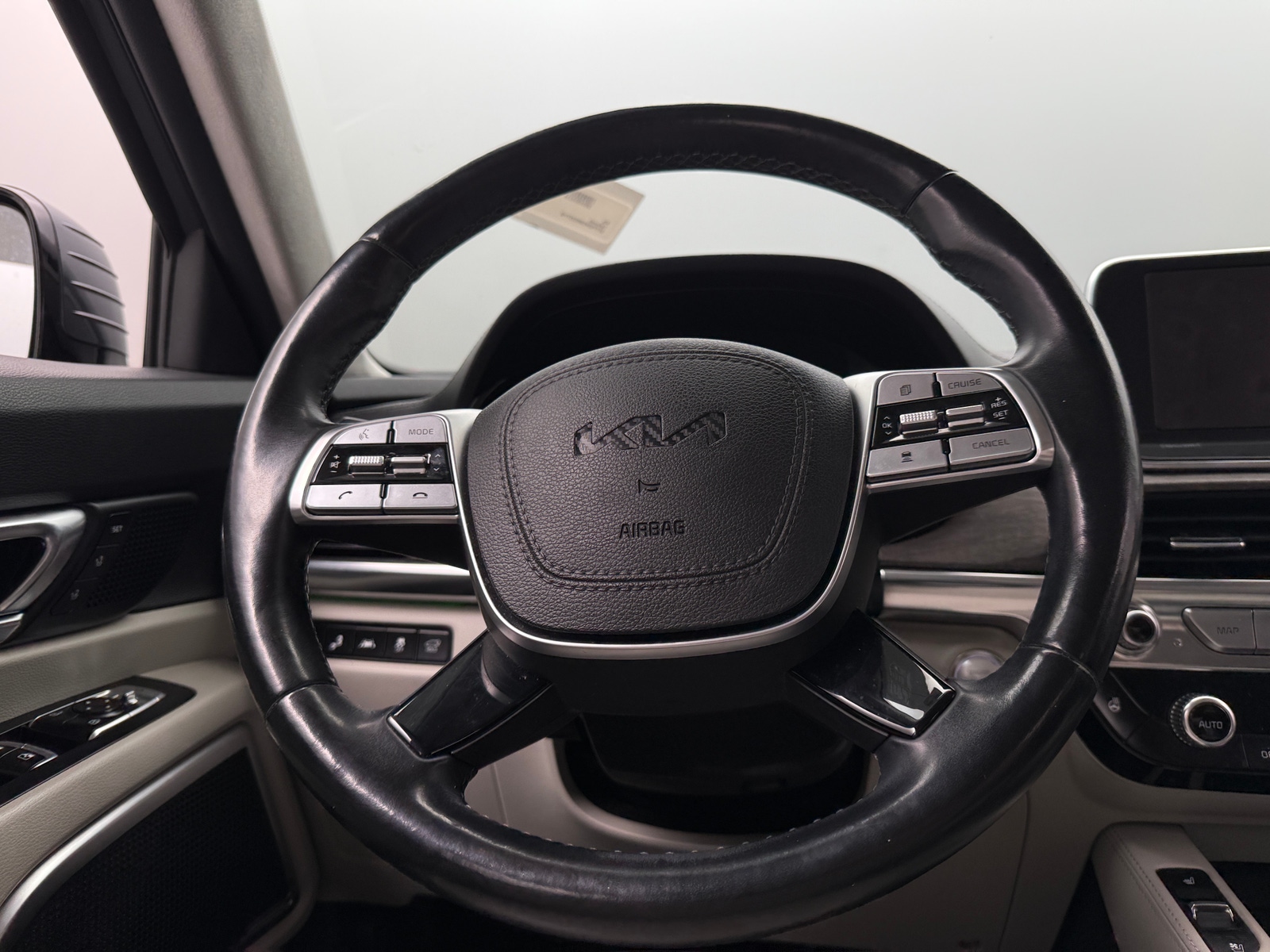 Thumbnail: 2022 Kia Telluride - 4