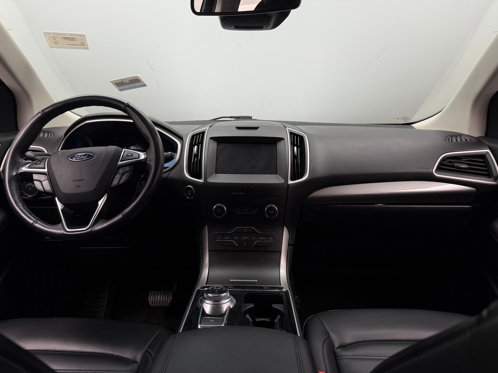 Thumbnail: 2019 Ford Edge - 2