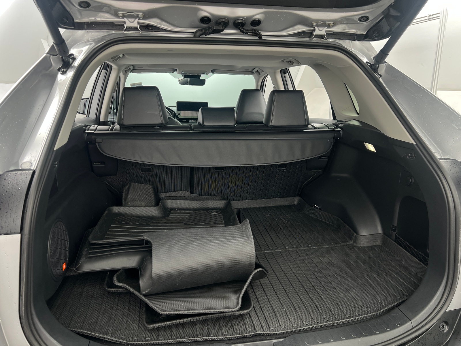 Thumbnail: 2024 Toyota RAV4 - 6