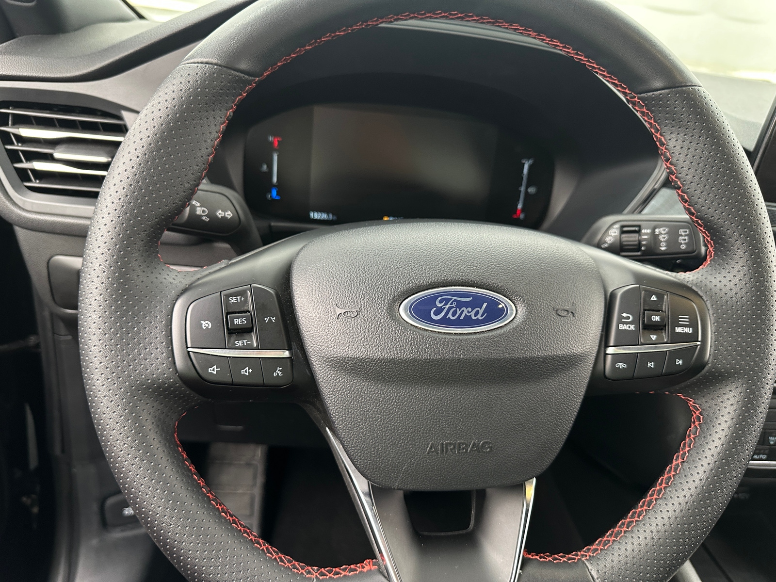 Thumbnail: 2025 Ford Escape - 5