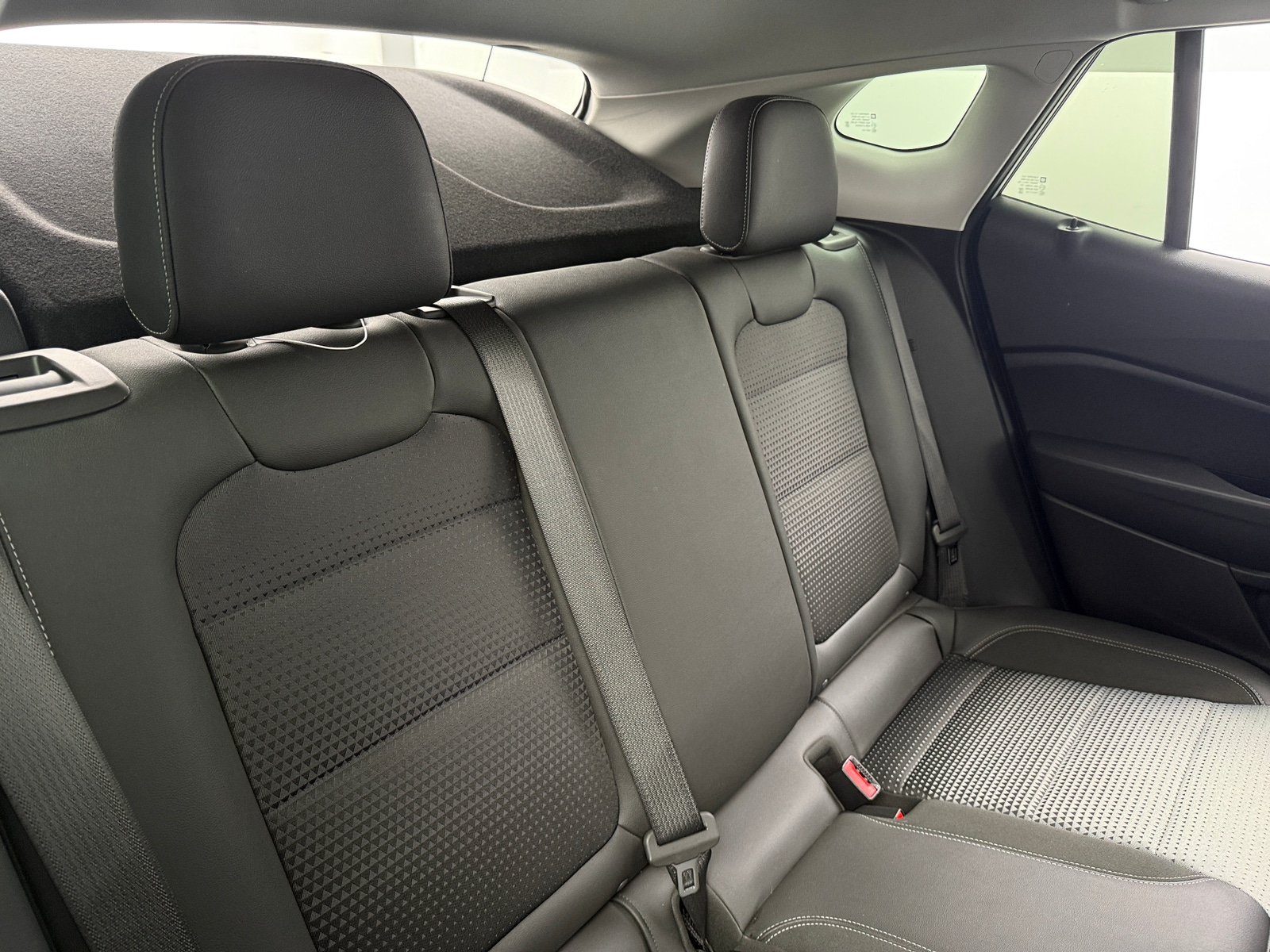 Thumbnail: 2025 Chevrolet Trax - 6