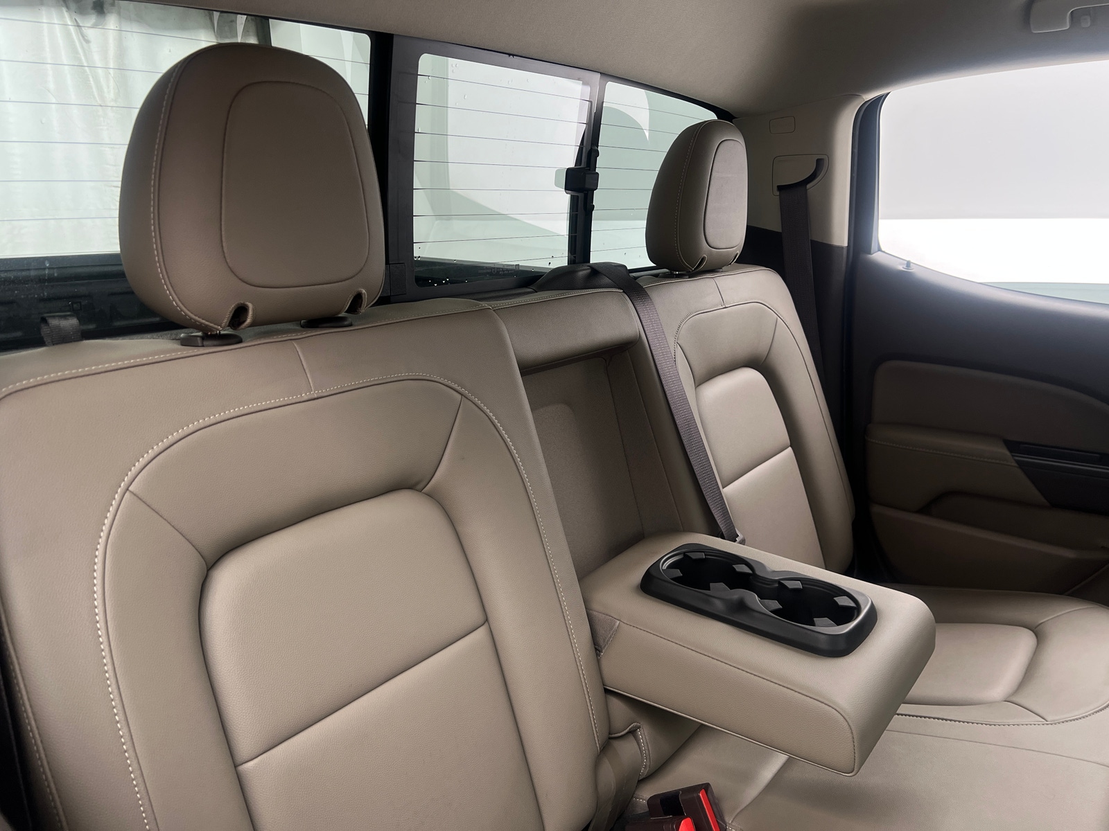 Thumbnail: 2016 GMC Canyon - 5