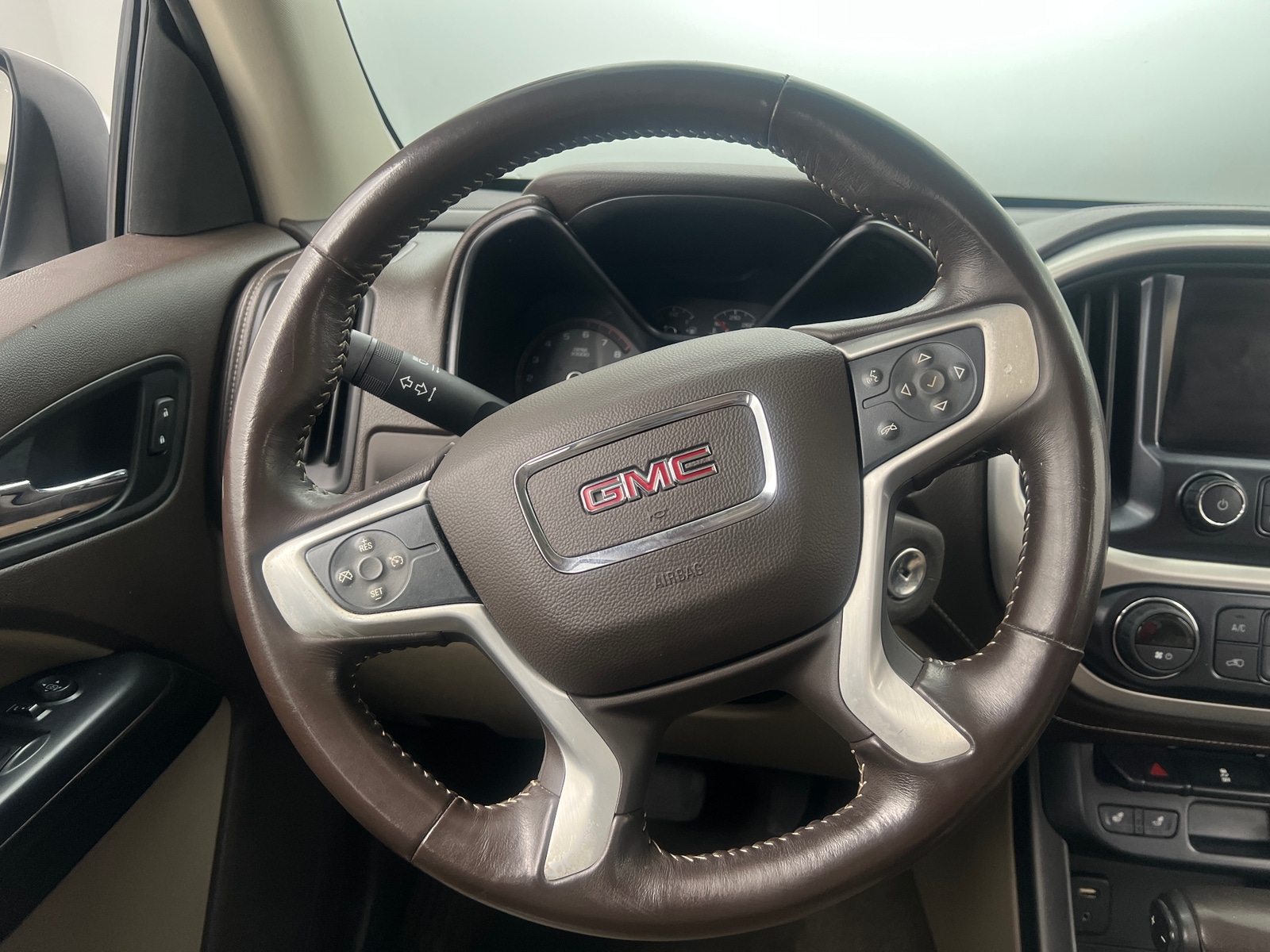 Thumbnail: 2016 GMC Canyon - 4