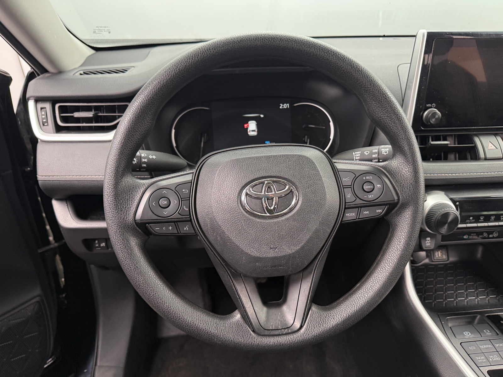 Thumbnail: 2025 Toyota RAV4 - 5