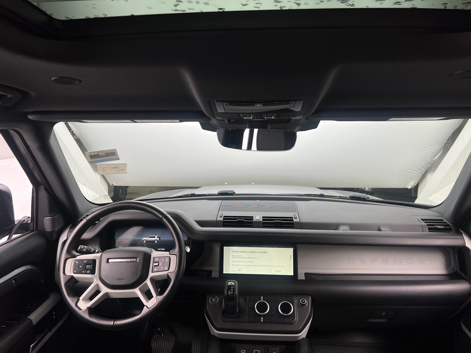 Thumbnail: 2024 Land Rover Defender - 2