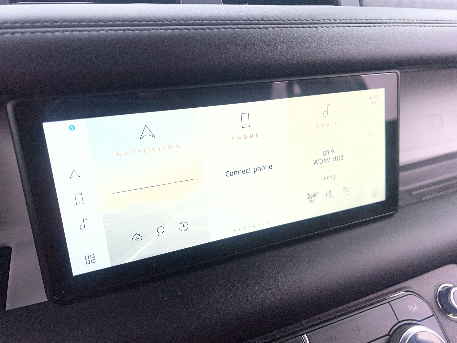 Thumbnail: 2024 Land Rover Defender - 3