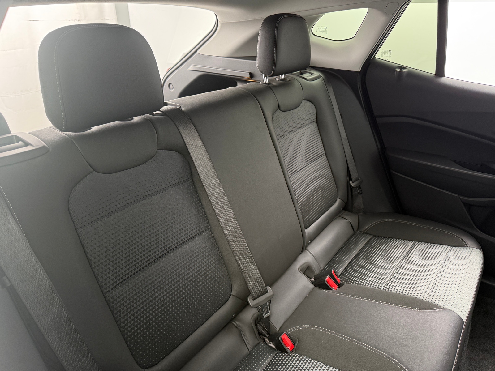 Thumbnail: 2025 Chevrolet Trax - 6