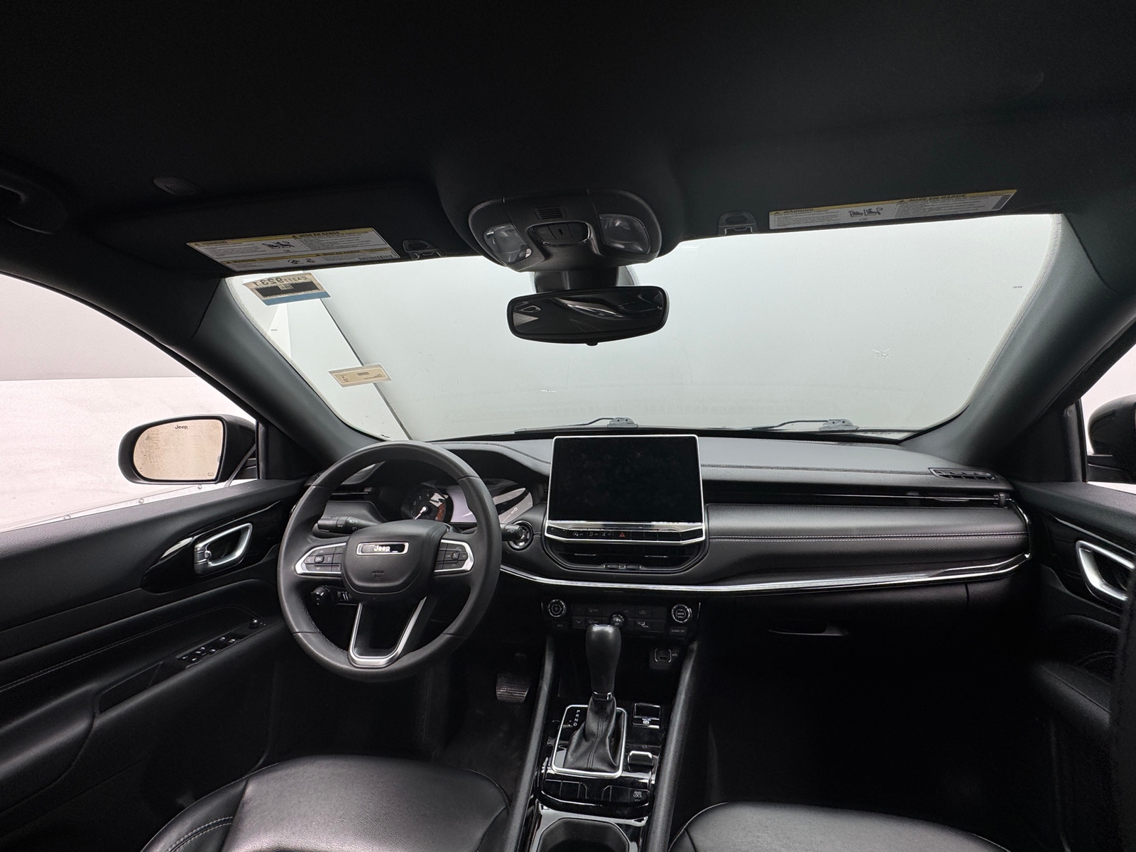 Thumbnail: 2023 Jeep Compass - 3