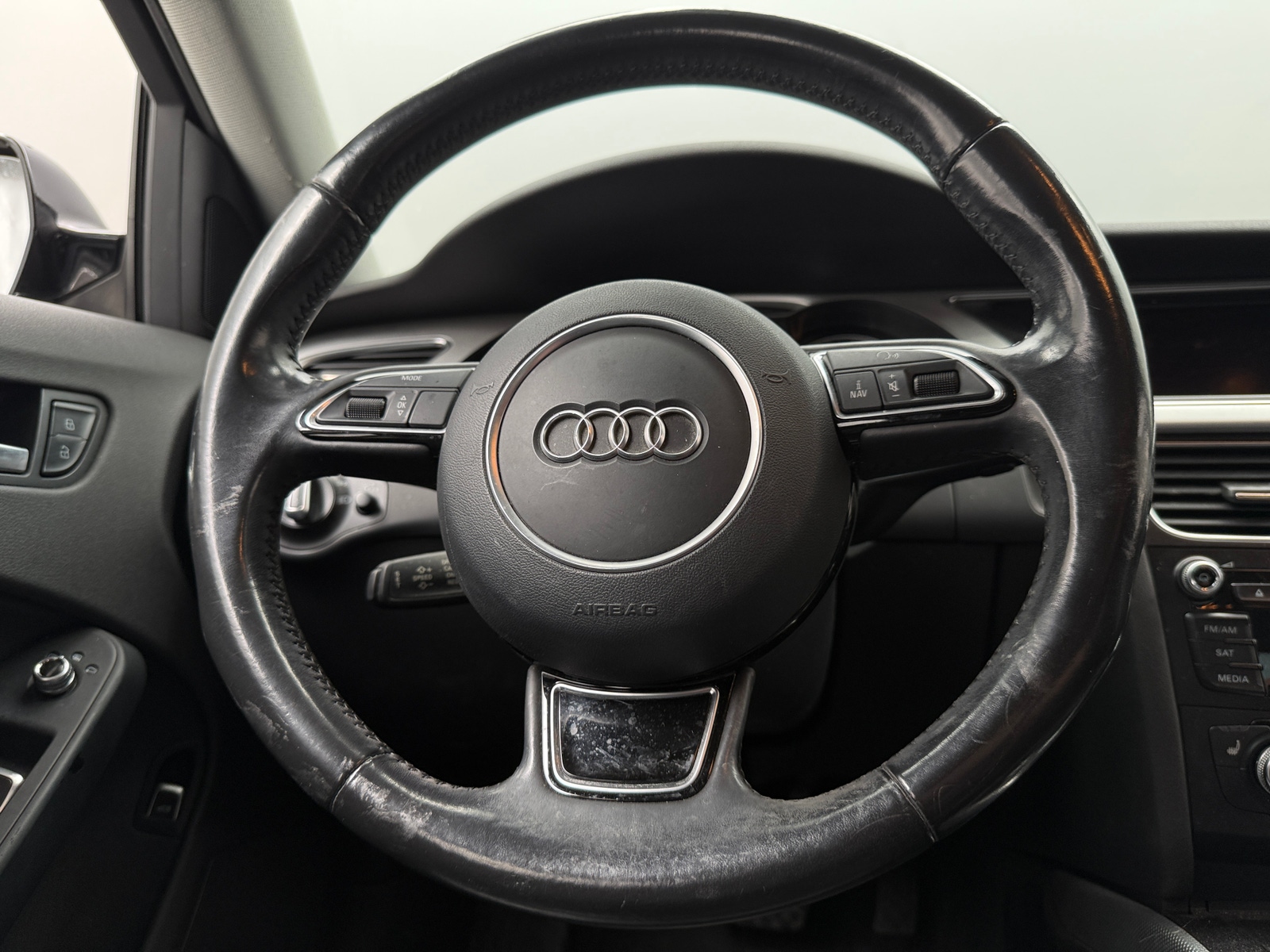 Thumbnail: 2016 Audi A4 - 4