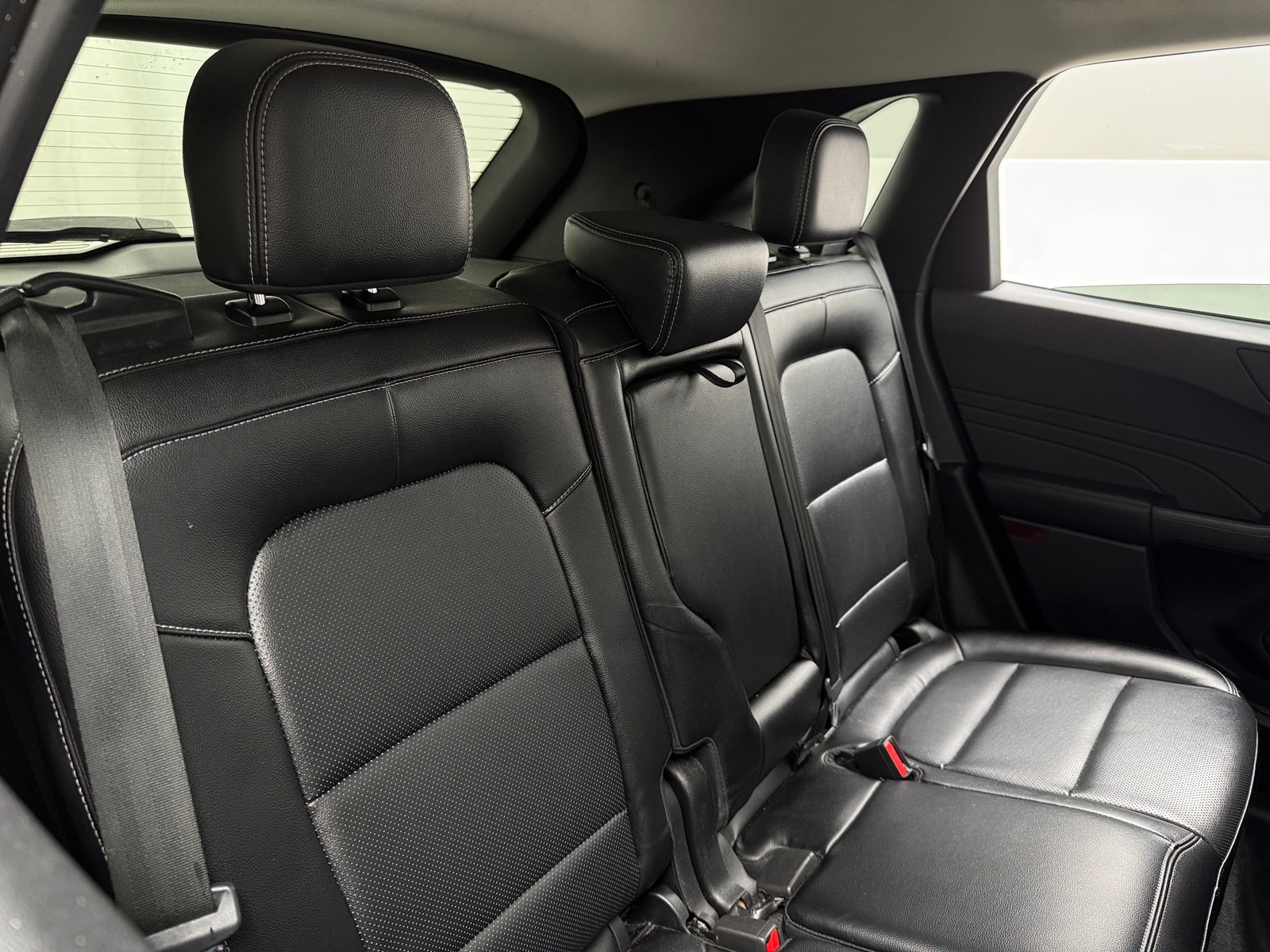 Thumbnail: 2022 Ford Escape - 5