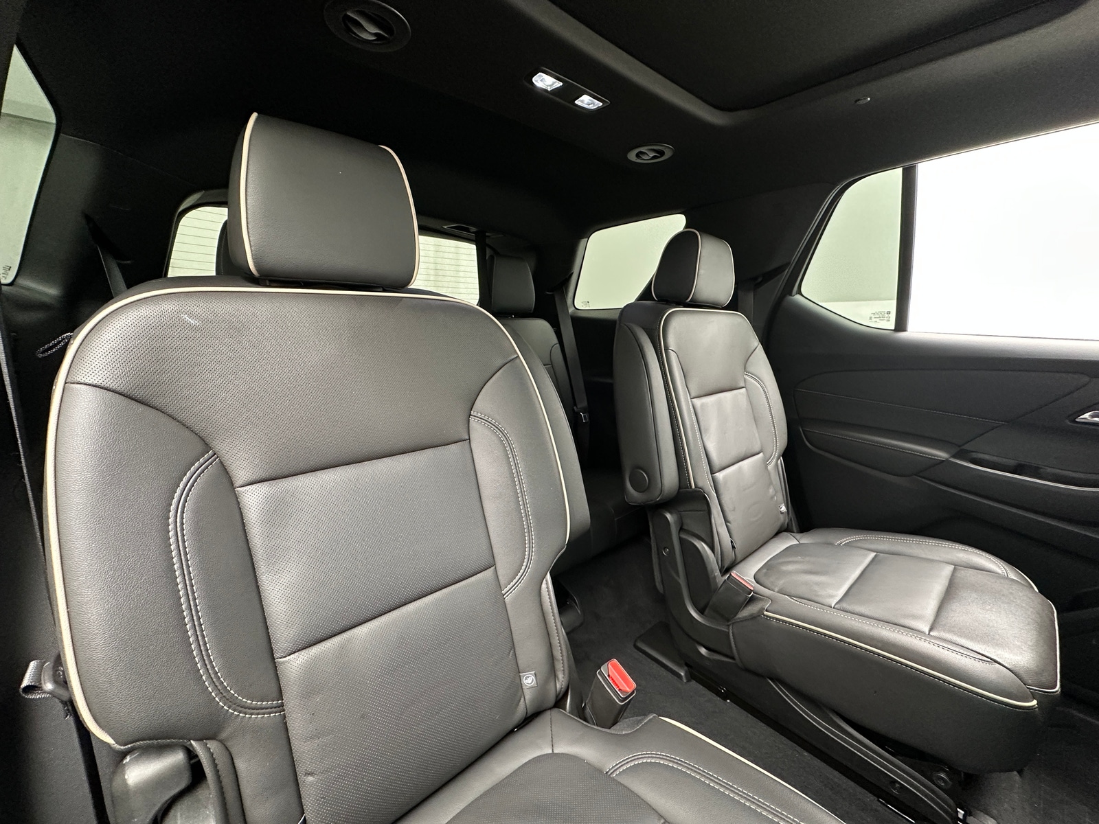 Thumbnail: 2023 Chevrolet Traverse - 5