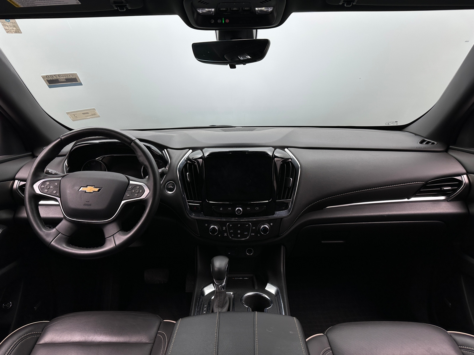 Thumbnail: 2023 Chevrolet Traverse - 2