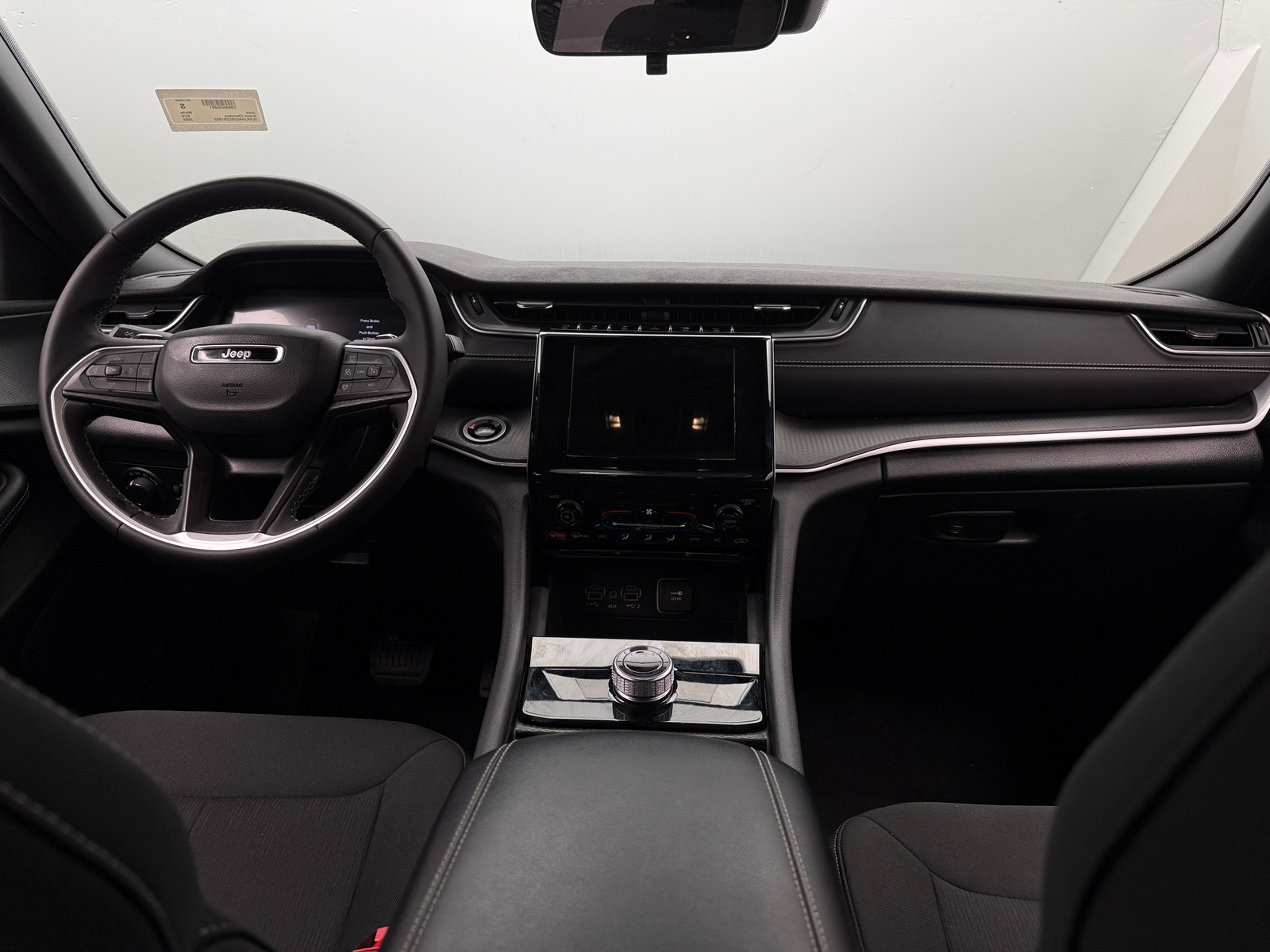 Thumbnail: 2025 Jeep Grand Cherokee - 3