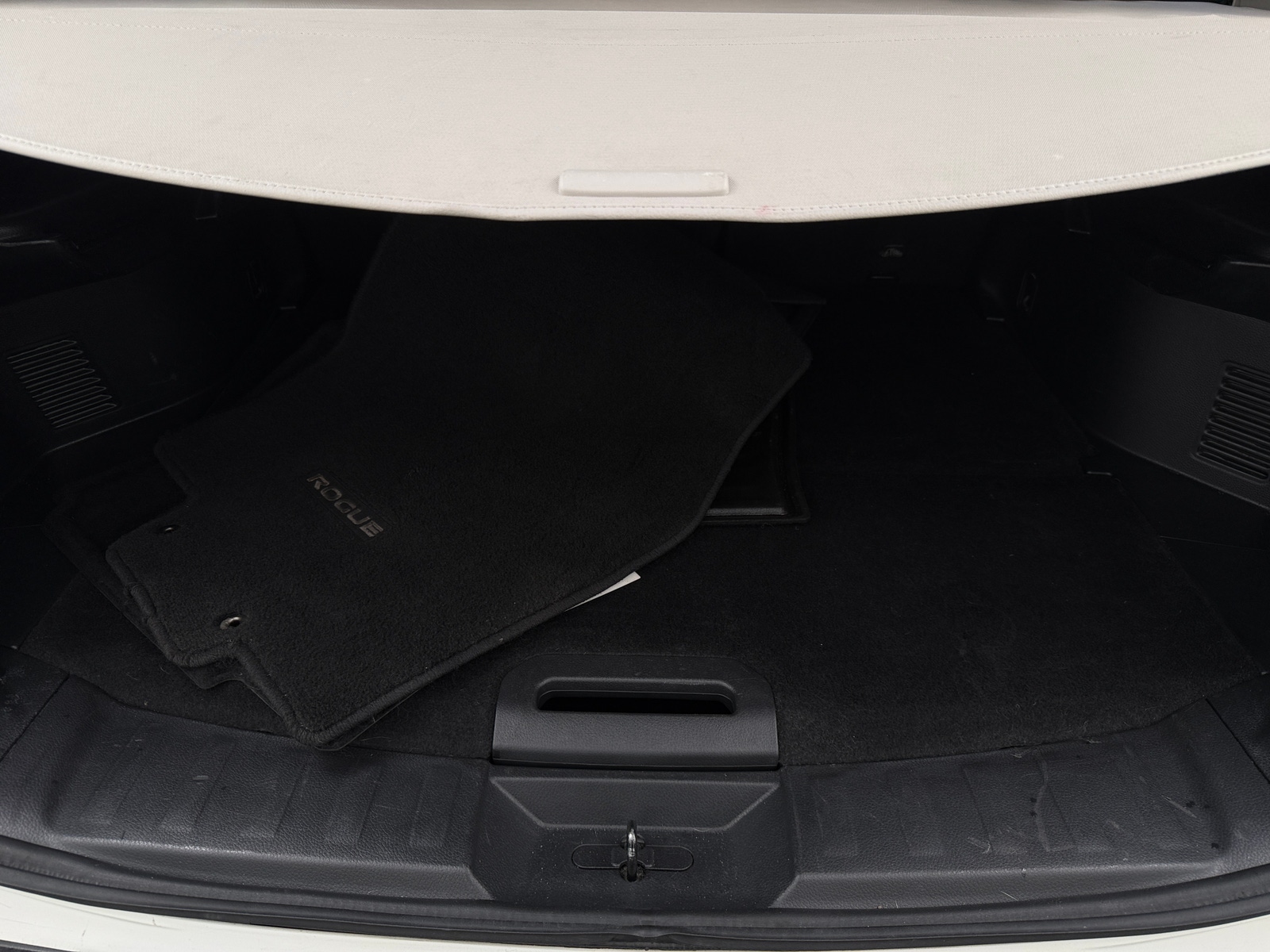 Thumbnail: 2020 Nissan Rogue - 7