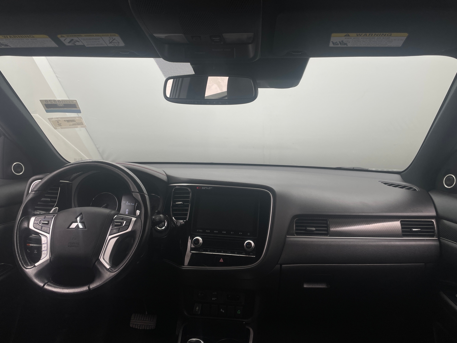 Thumbnail: 2021 Mitsubishi Outlander - 3