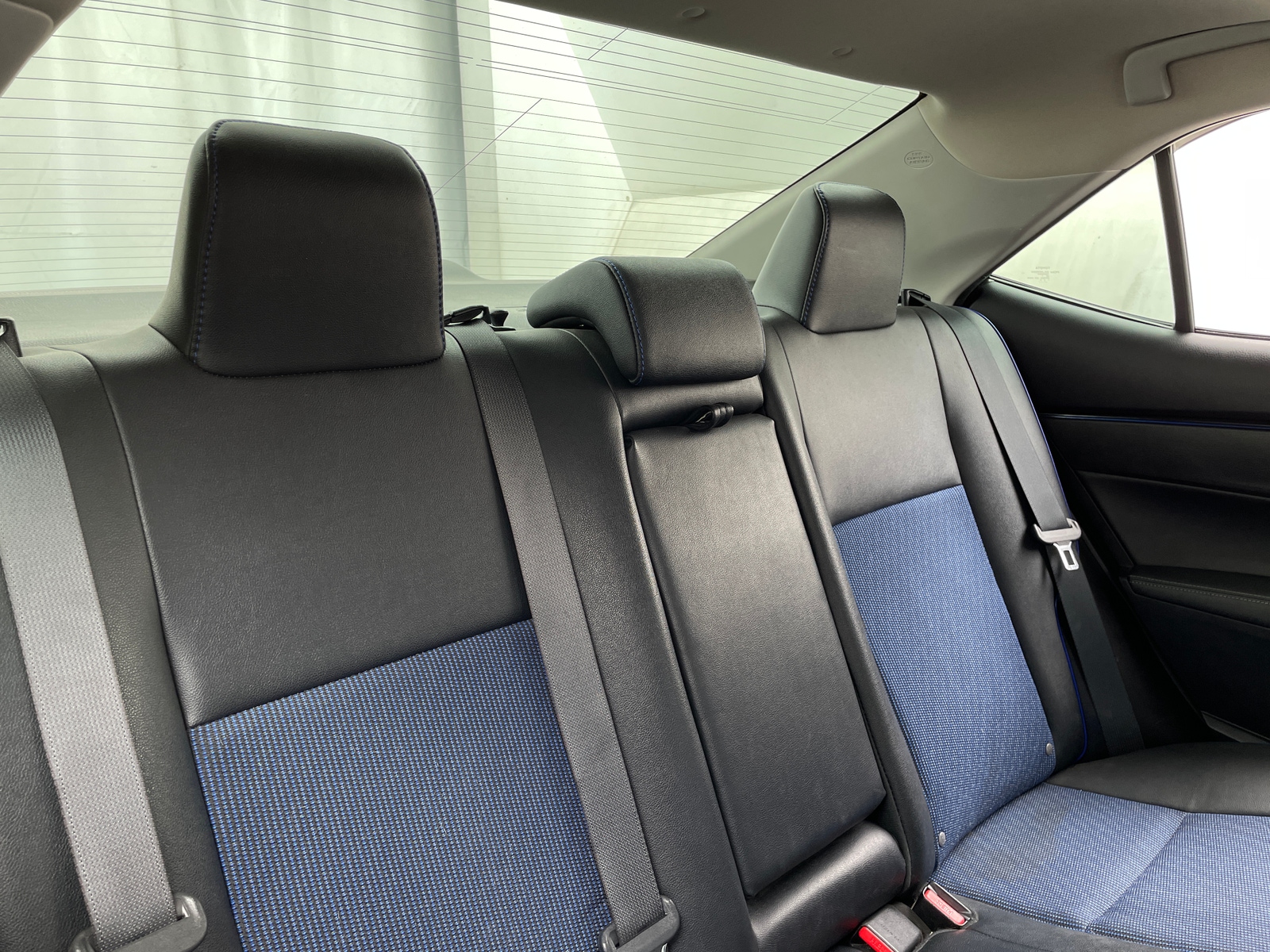 Thumbnail: 2017 Toyota Corolla - 6