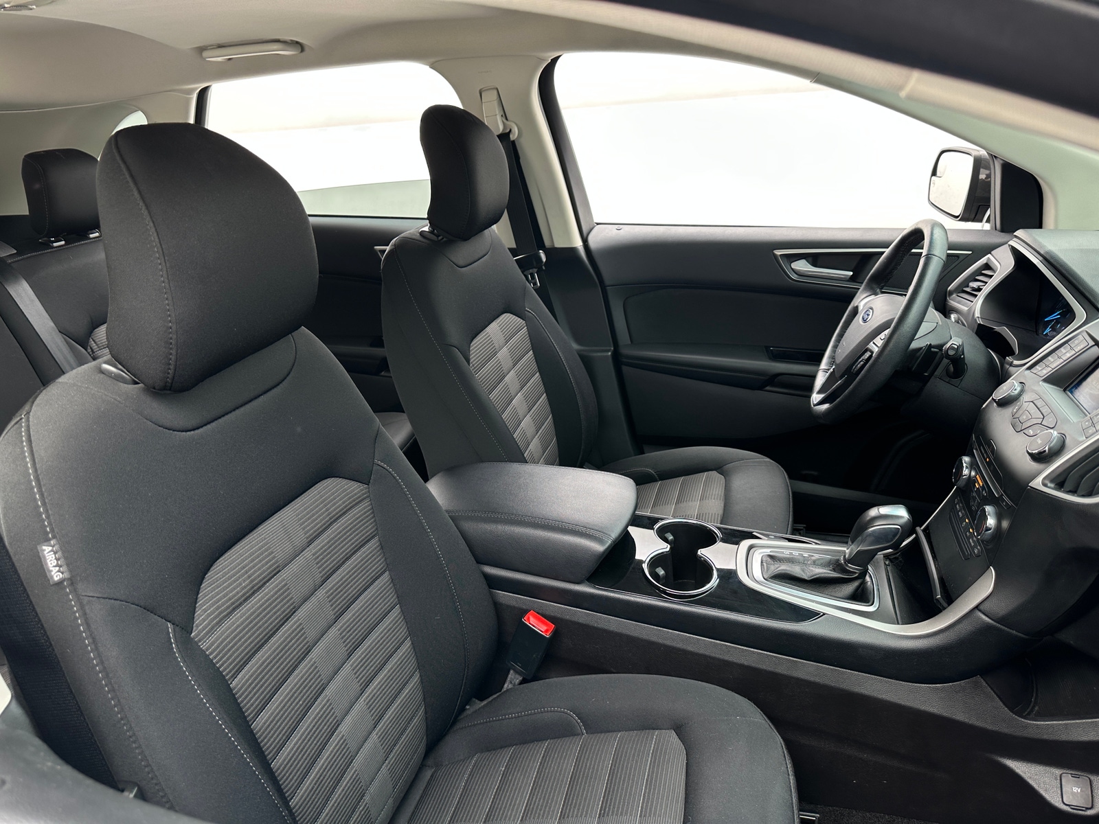 Thumbnail: 2017 Ford Edge - 2