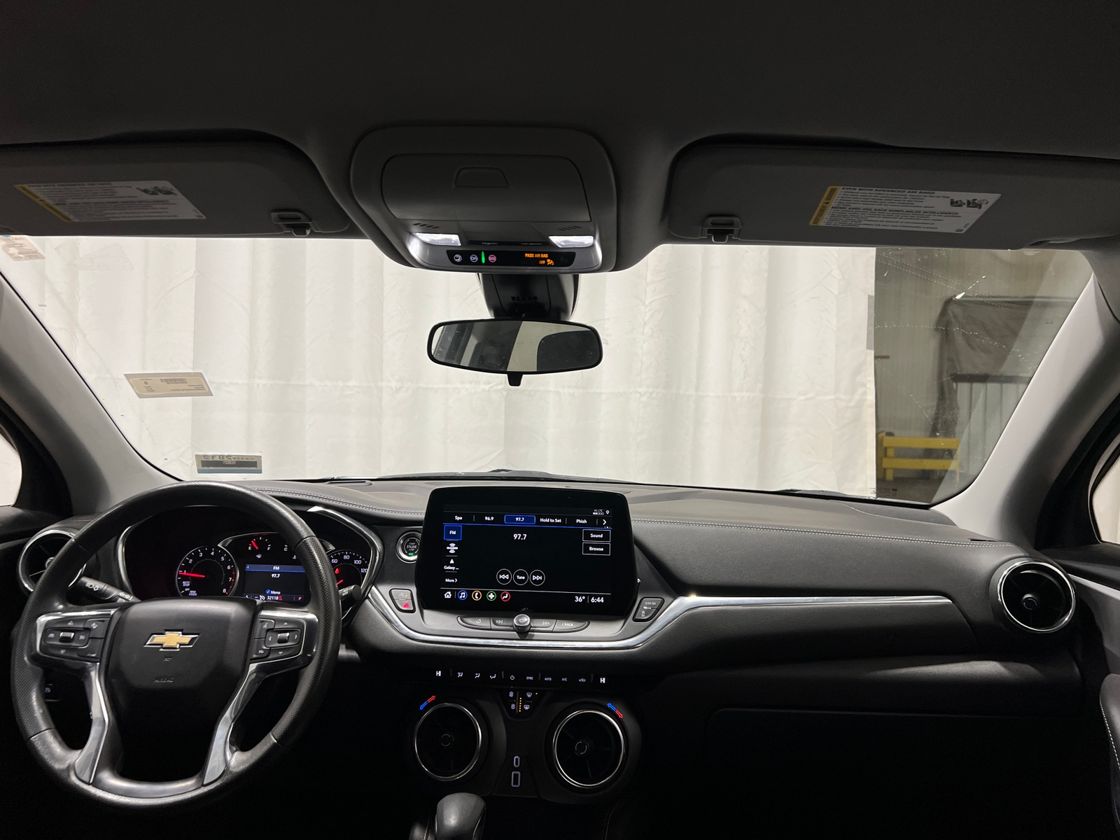 Thumbnail: 2023 Chevrolet Blazer - 3