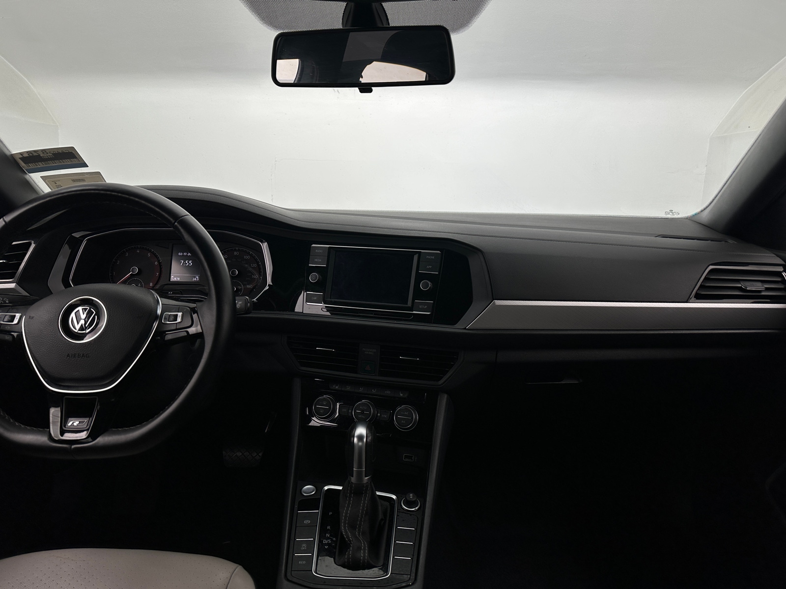 Thumbnail: 2019 Volkswagen Jetta - 2