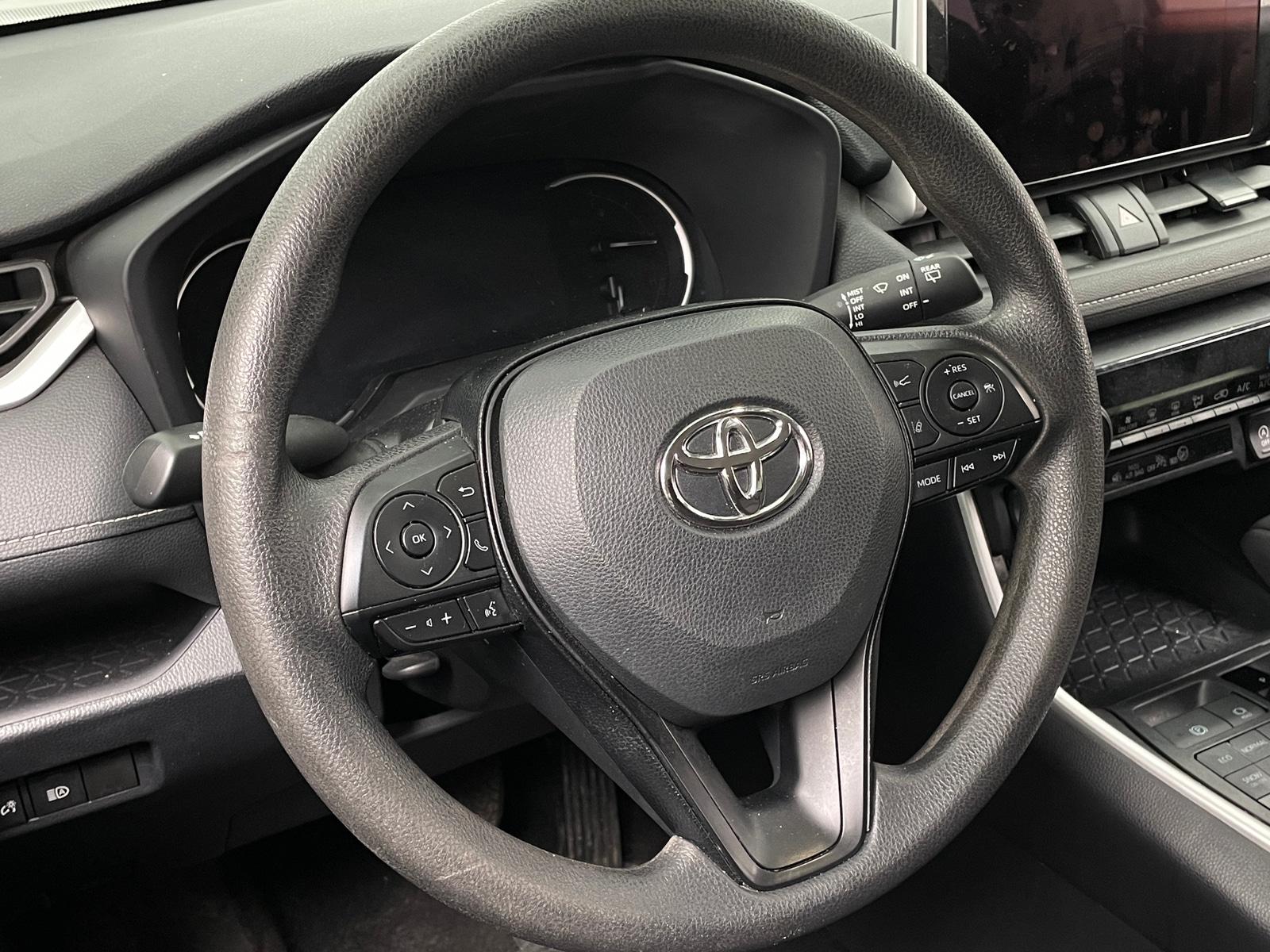 Thumbnail: 2024 Toyota RAV4 - 5