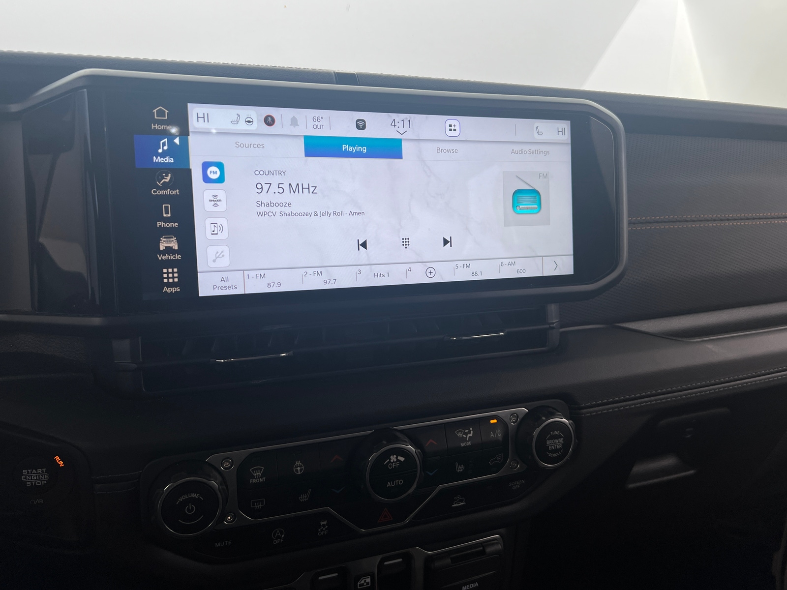 Thumbnail: 2024 Jeep Gladiator - 4