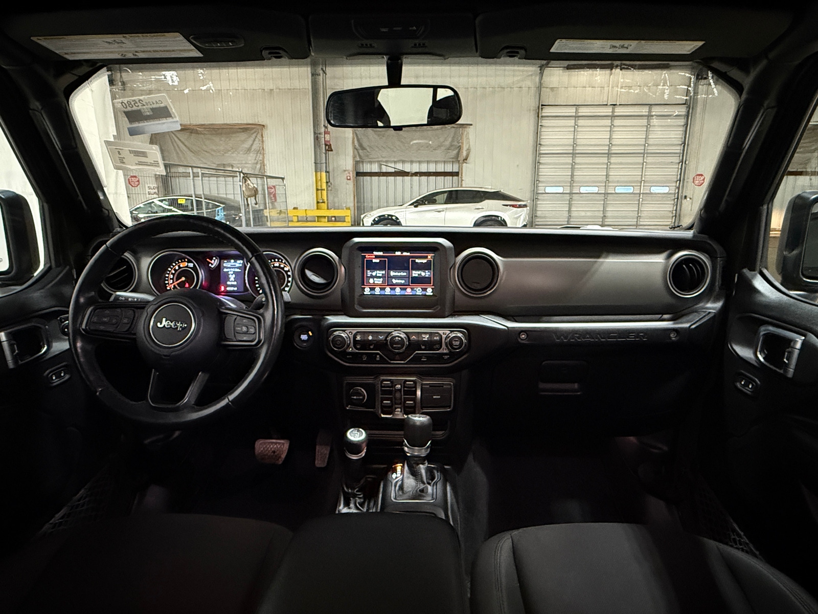 Thumbnail: 2022 Jeep Wrangler - 3